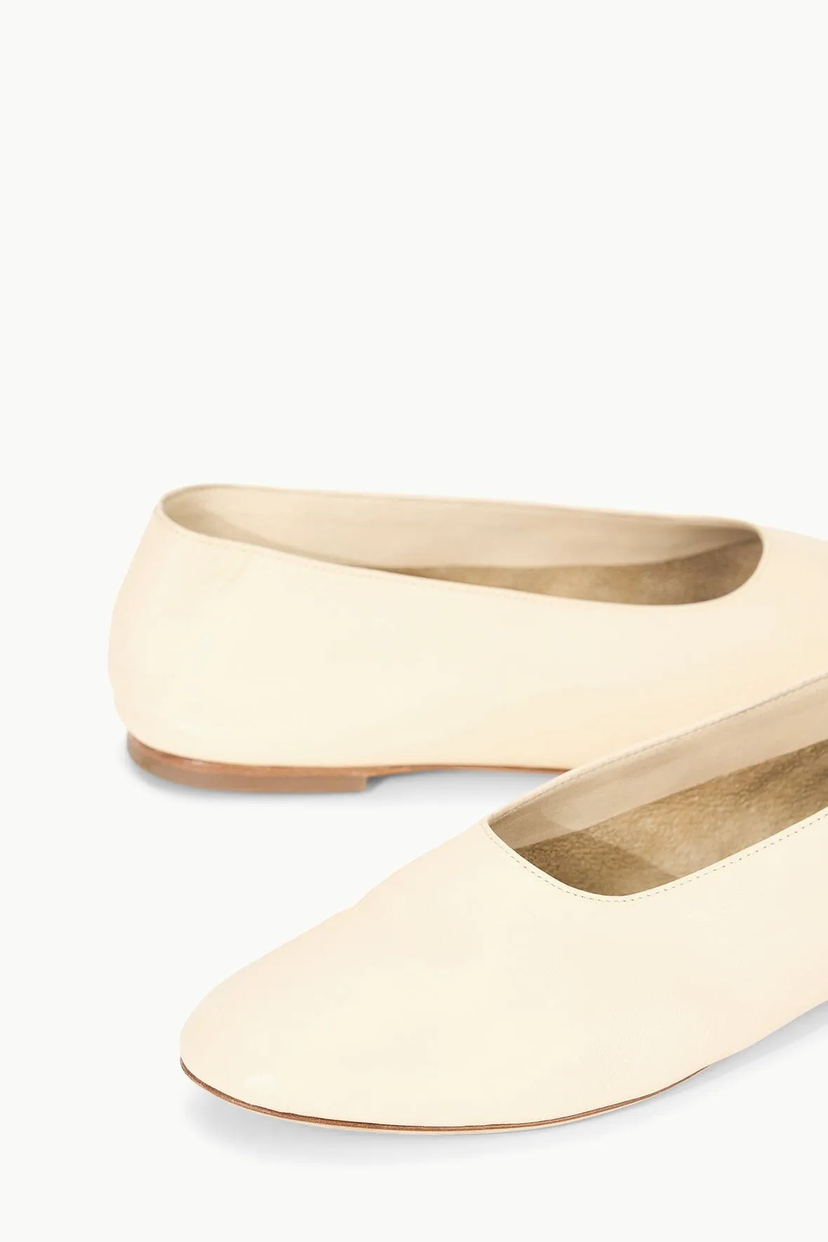 ALBA BALLET FLAT | CREAM travel light