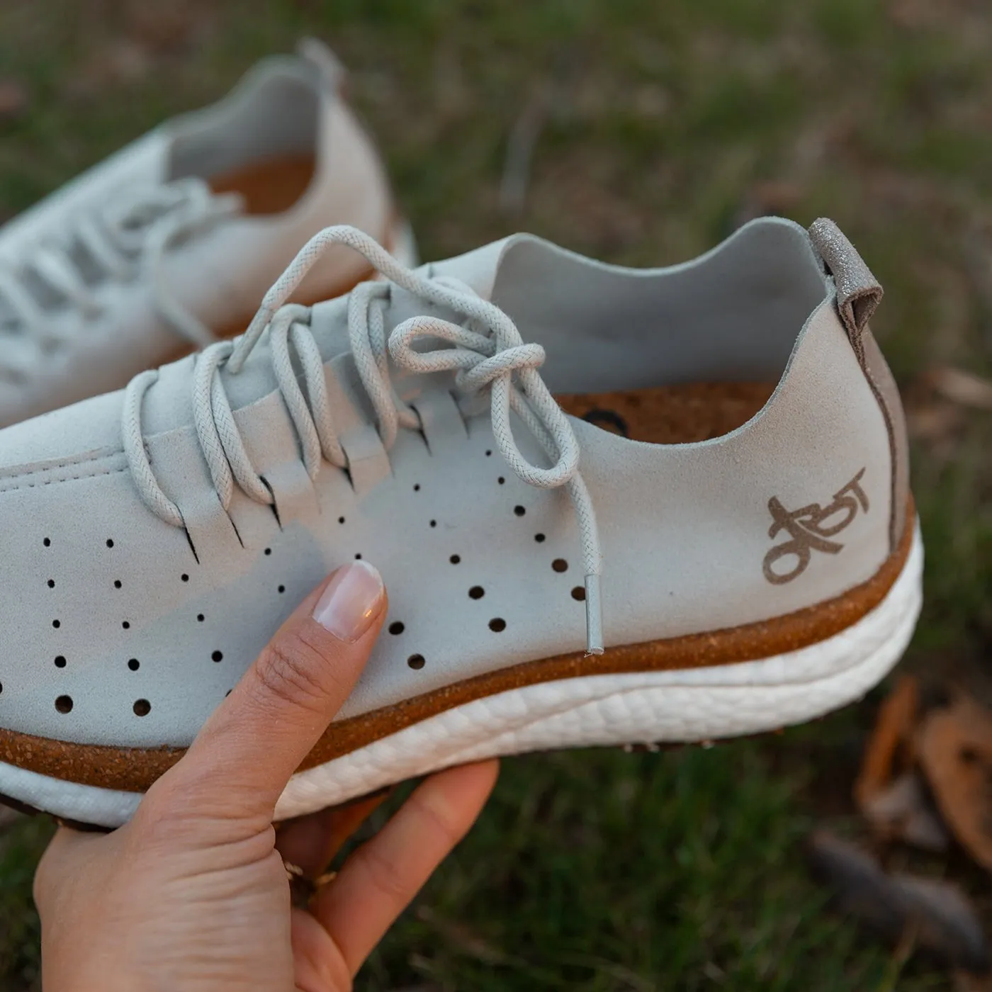 ALSTEAD in DOVE GREY Sneakers breathable mesh