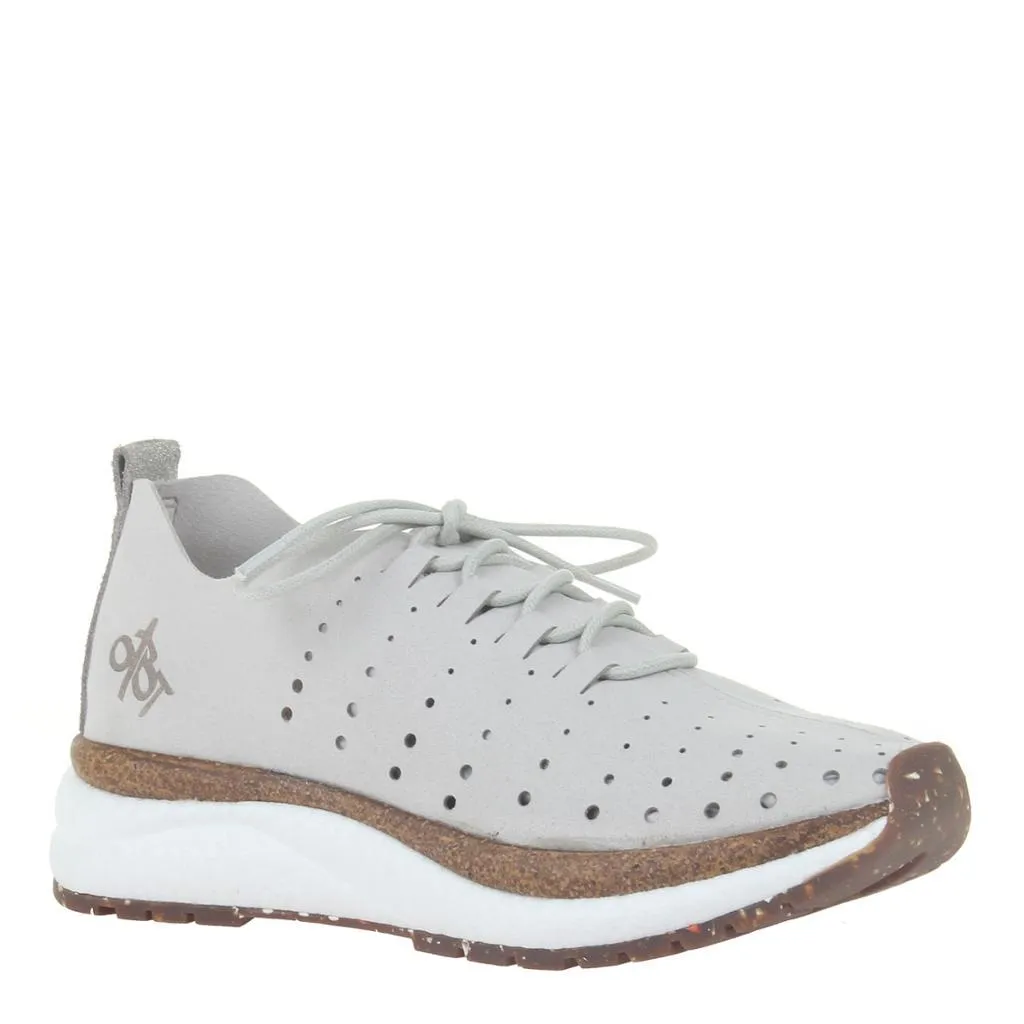 ALSTEAD in DOVE GREY Sneakers healthy life