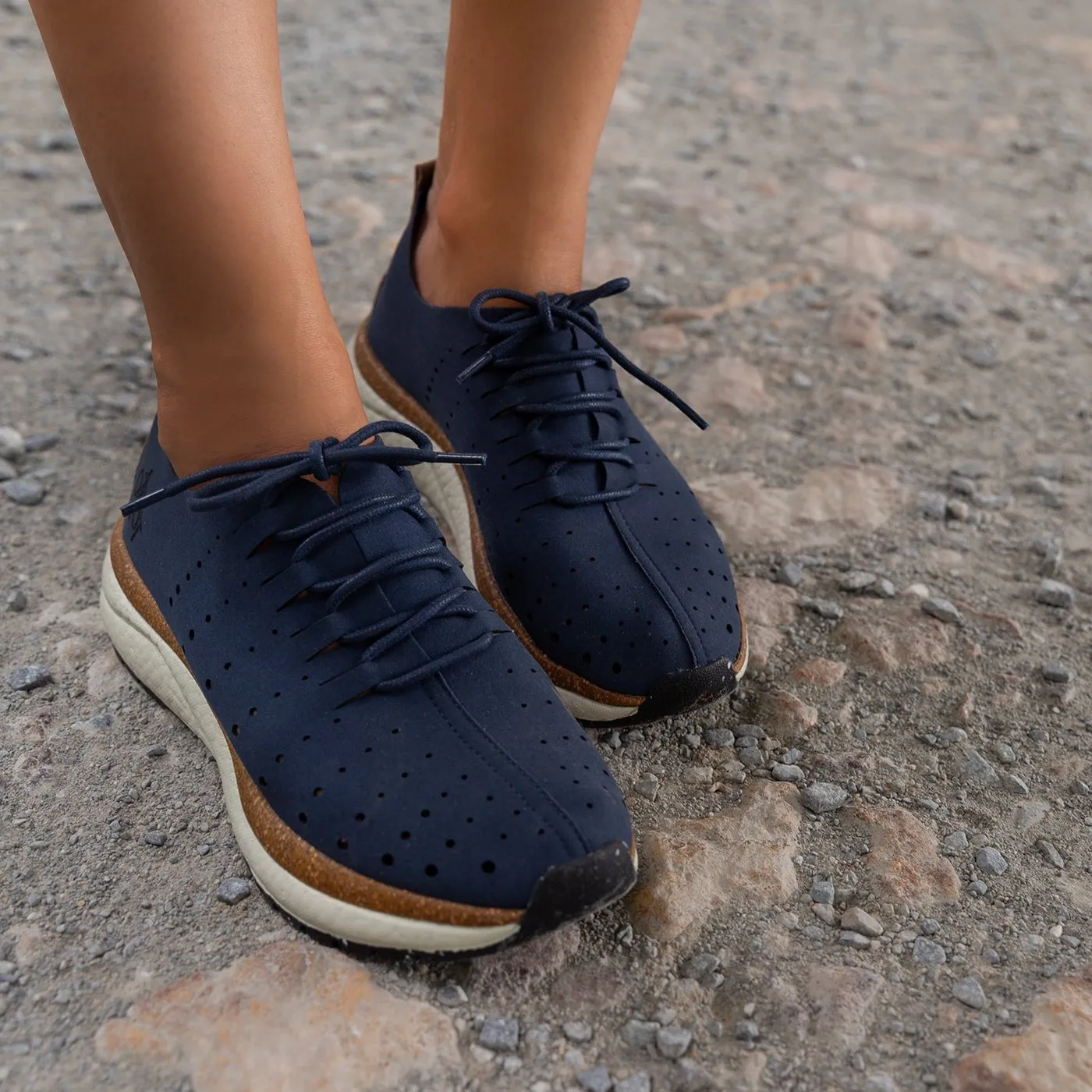 ALSTEAD in NAVY Sneakers easy clean