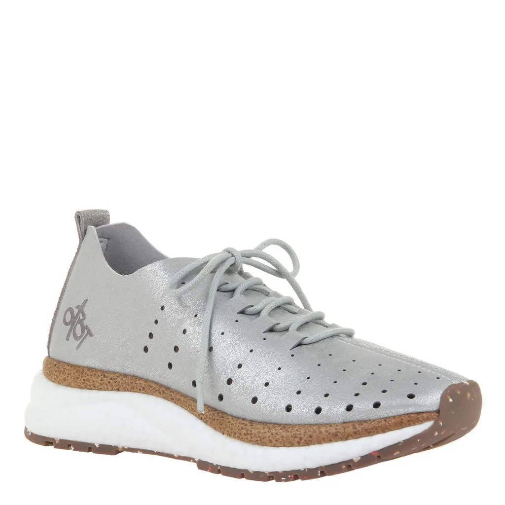 ALSTEAD in SILVER Sneakers low cut