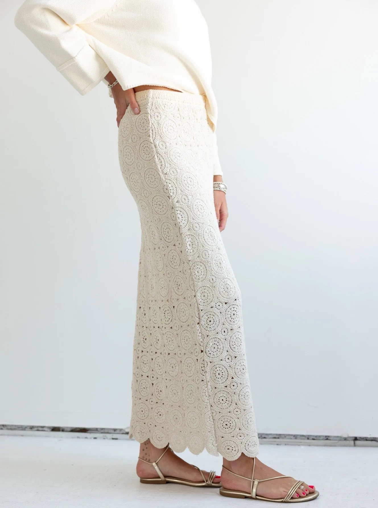 Alyssa Crochet Skirt neat flow