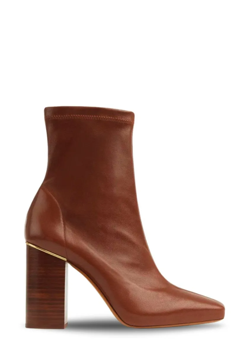 Ambre Ankle Boot Anti slip pattern