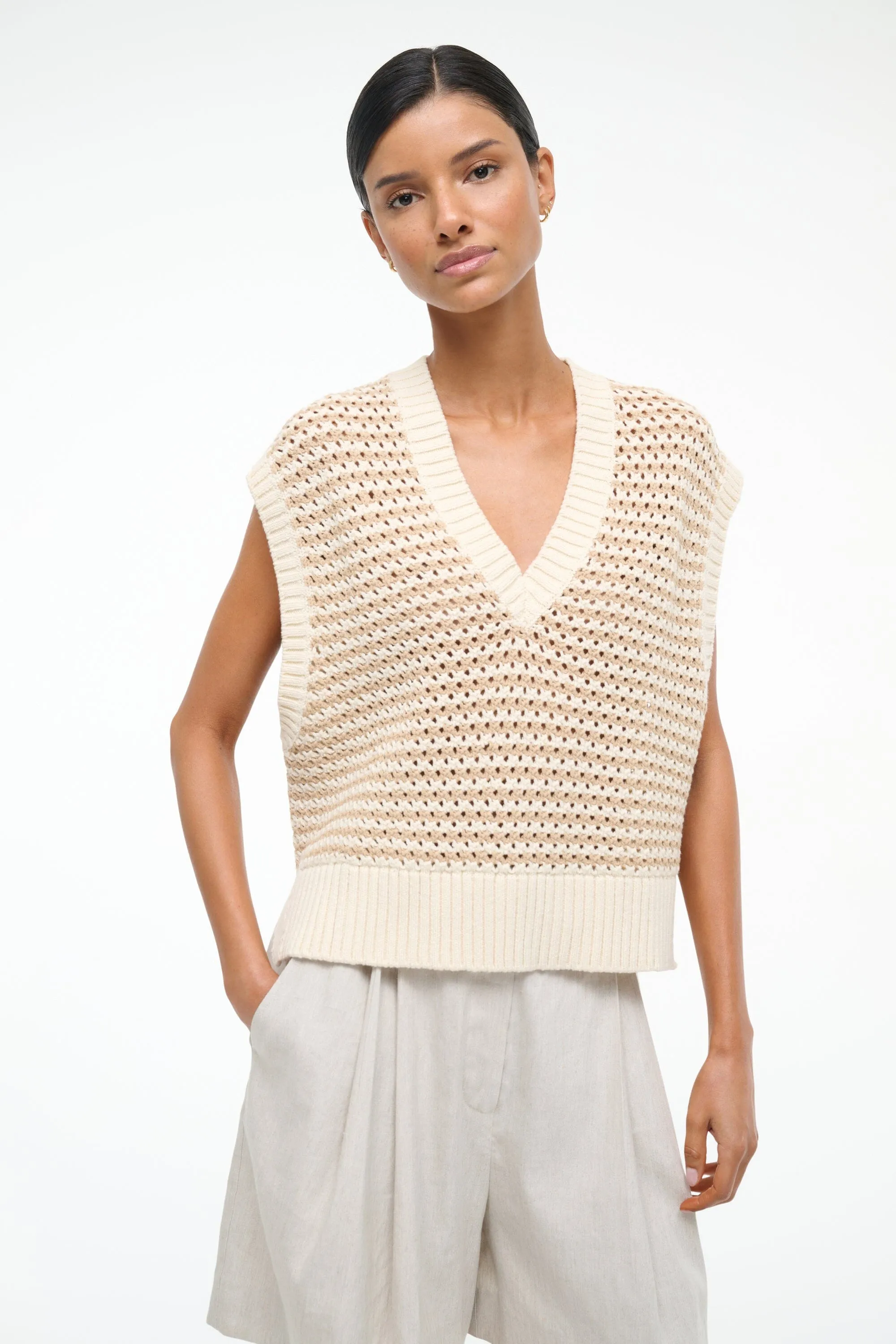 AMERICANA SWEATER | BREEZE CREME Weekend Ease