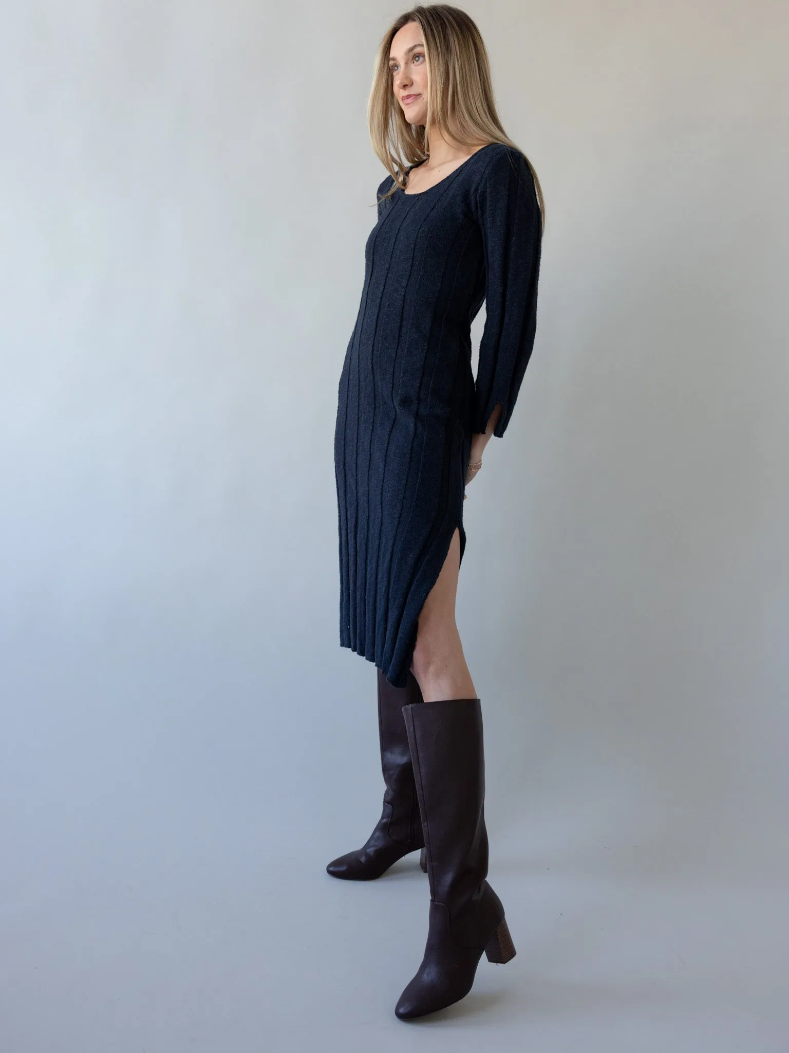 Andrea Knit Dress classic vibe