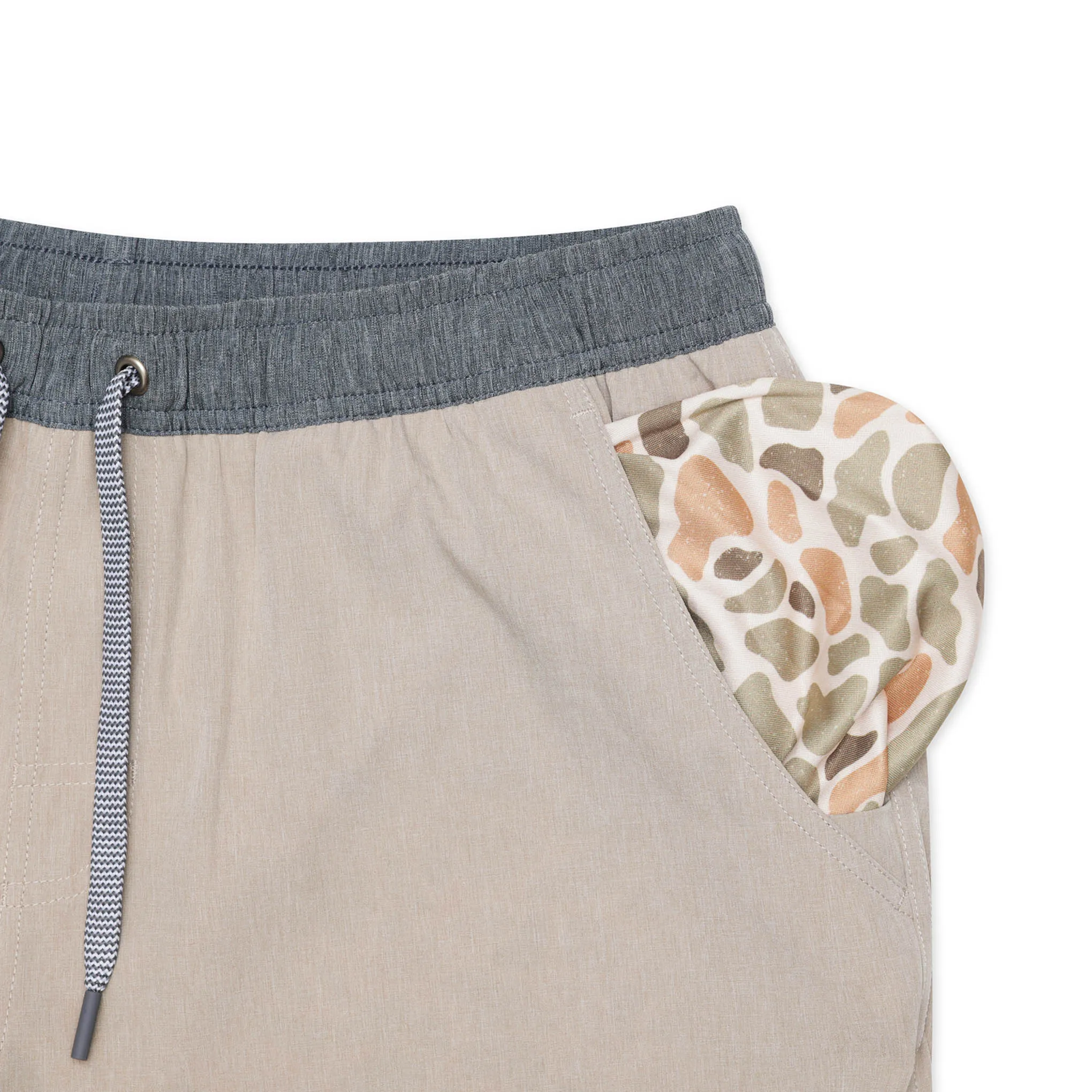 Athletic Short - Heather Khaki - Venado Camo Liner easy outfit