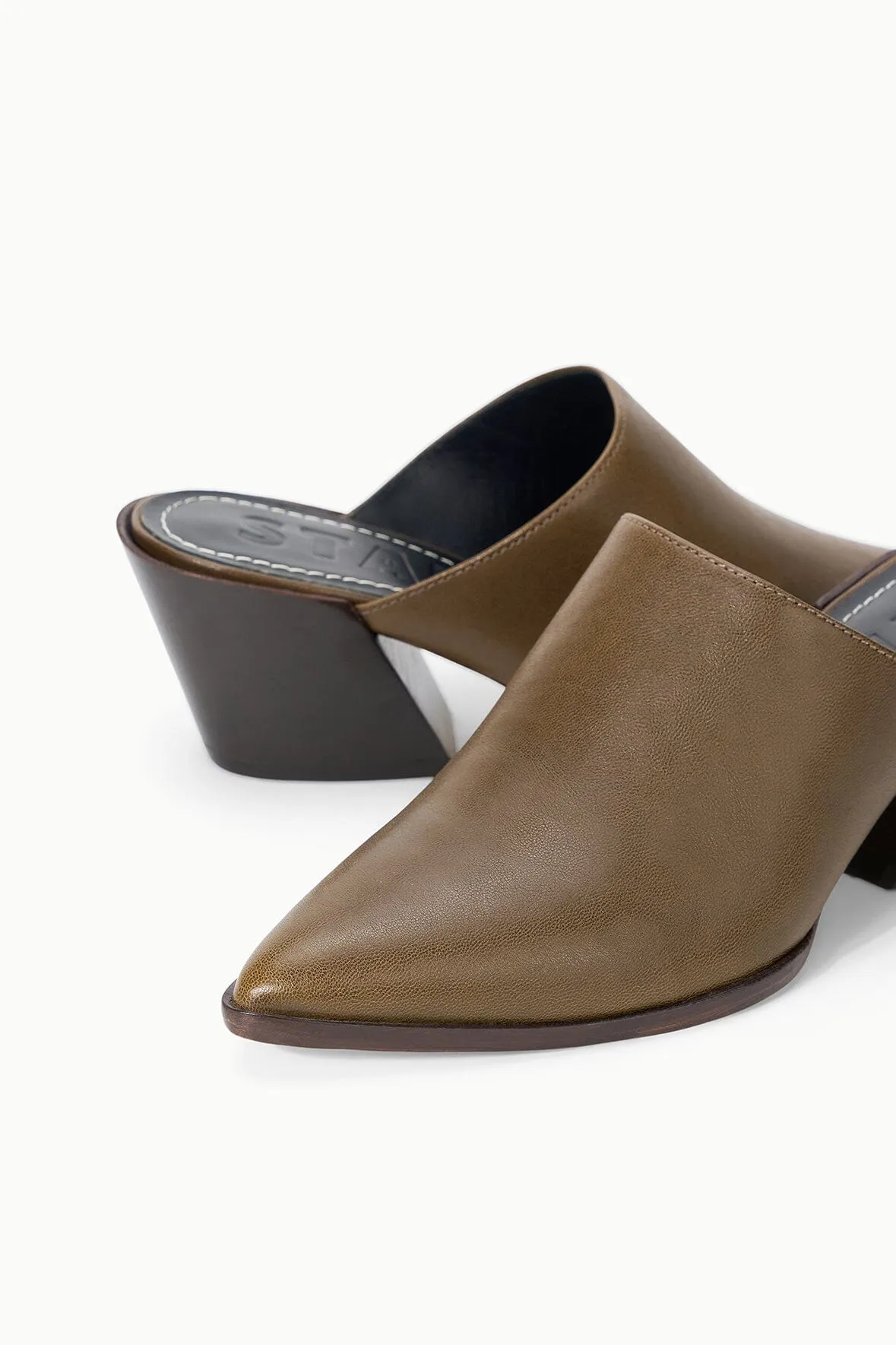 AUSTEN MULE | TRUFFLE romantic touch