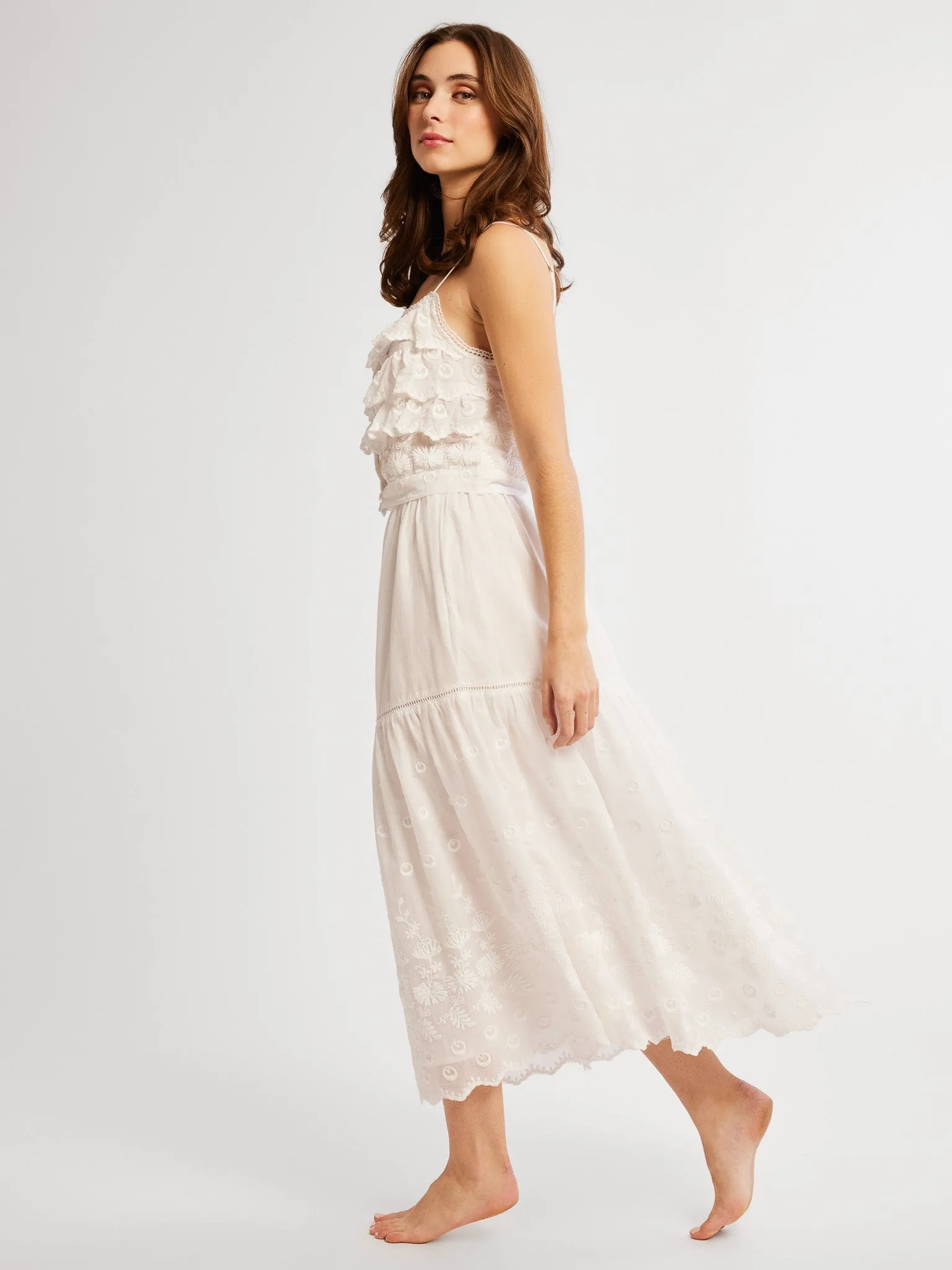 Betty Skirt in White Petal Embroidery daily outing