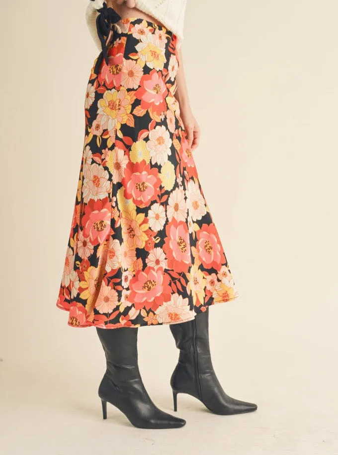 Blooms Skirt energetic show
