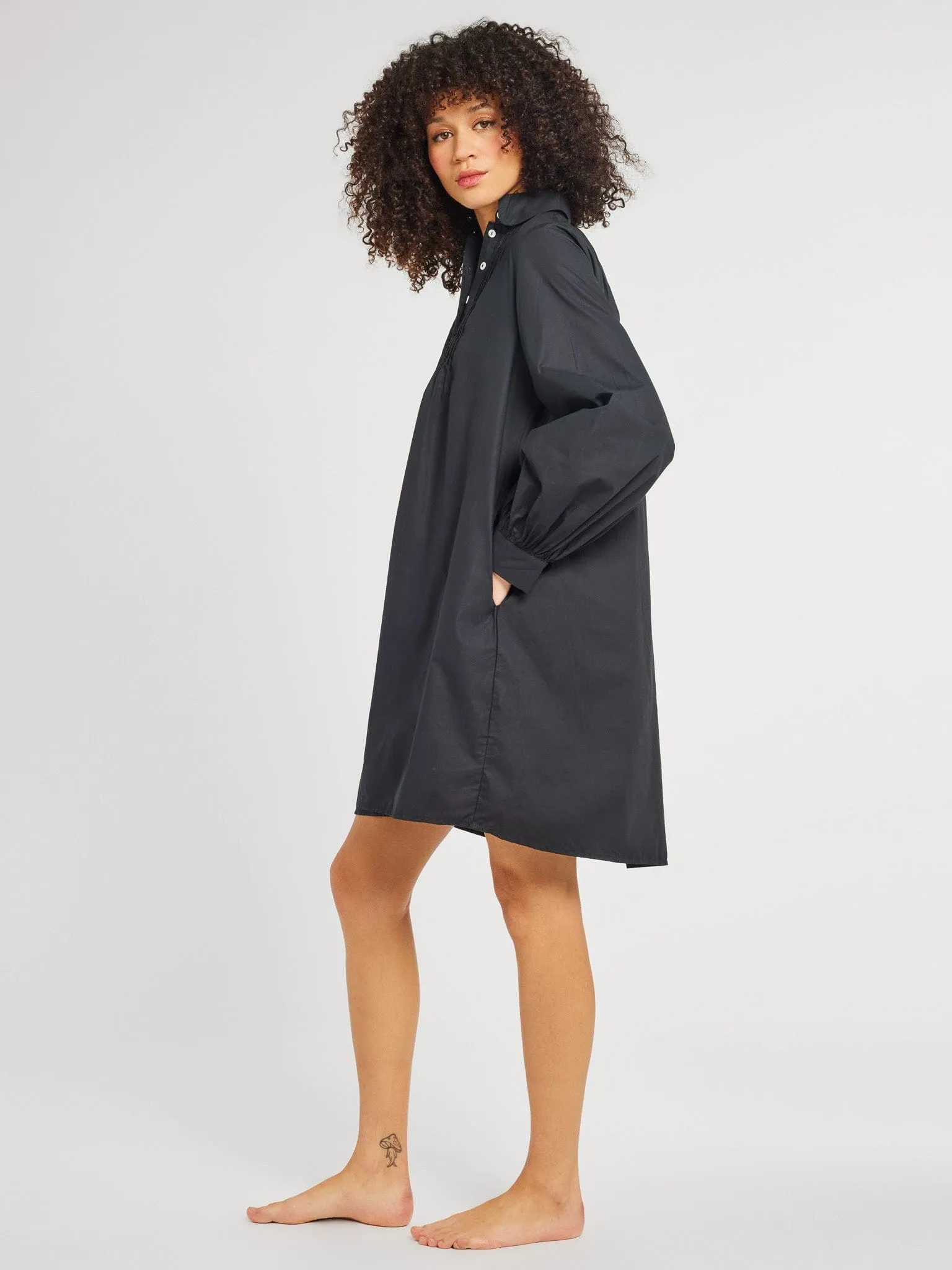 Bonnie Dress in Black romantic tone