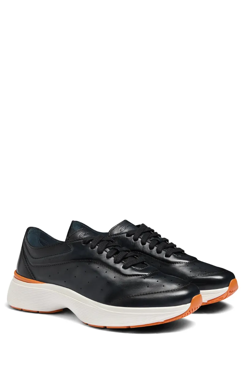 Bounce Sneaker gym essential