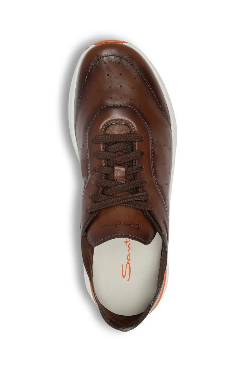 Bounce Sneaker handle easily