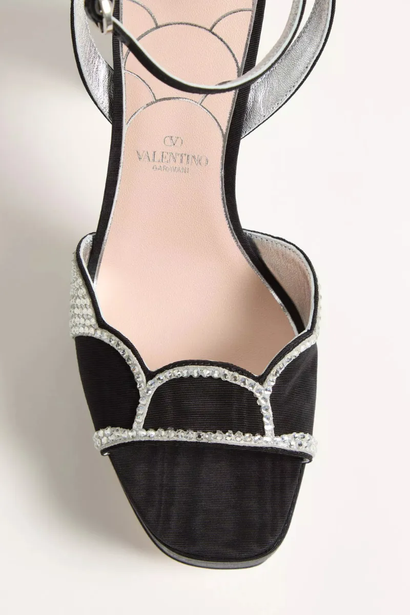Bowow Platform Sandal comfort fit