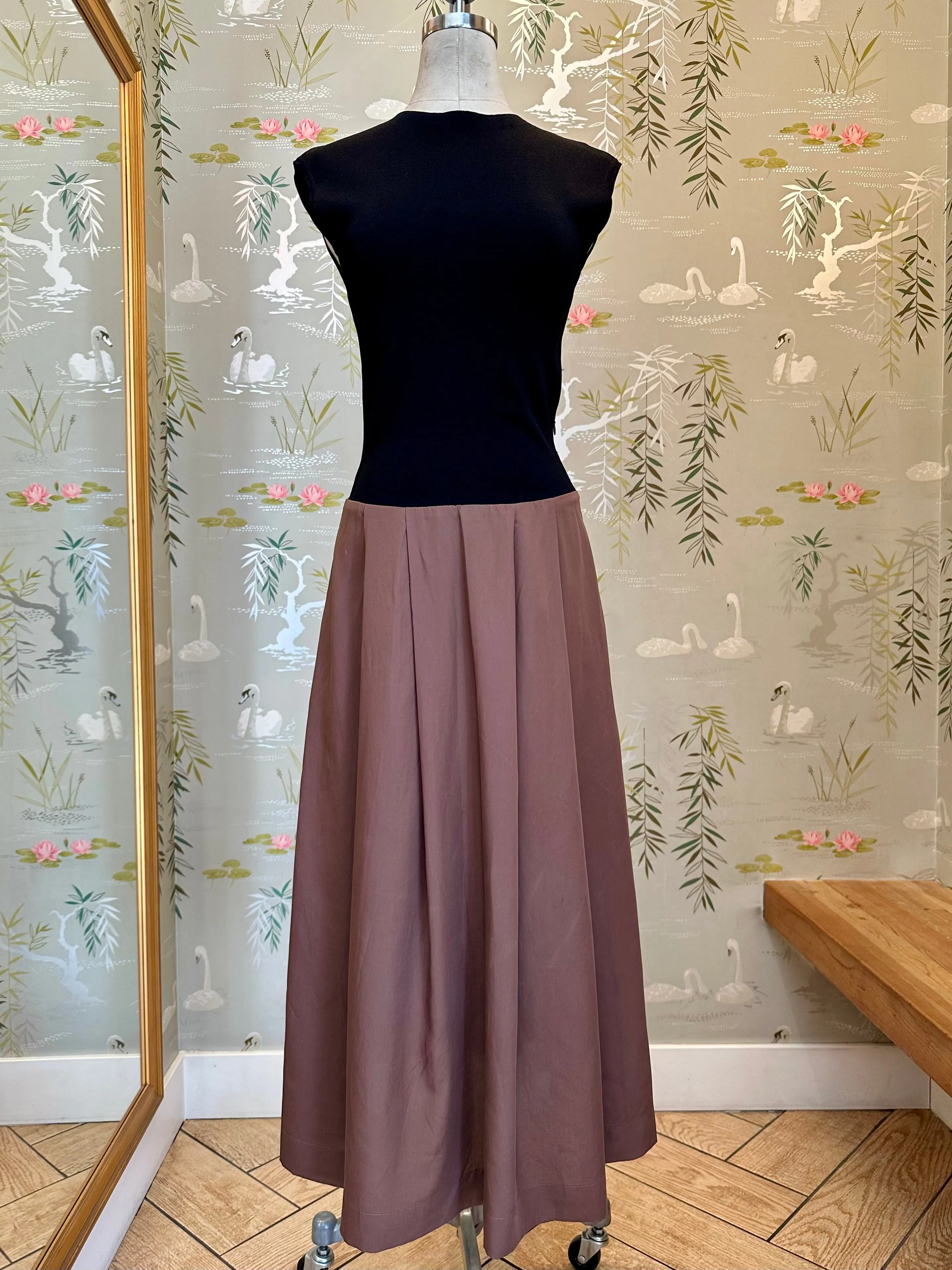 Bridget Contrast Dress- Brown/Black classy mood