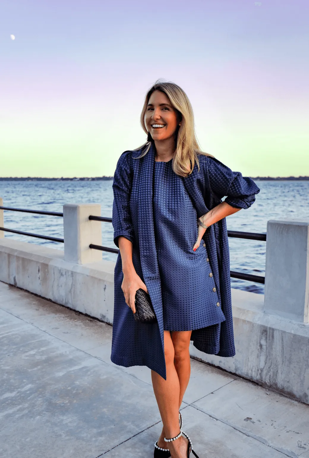 Buru x Megan Stokes Jackie Dress - Chelsea Blue Dot comfy mode