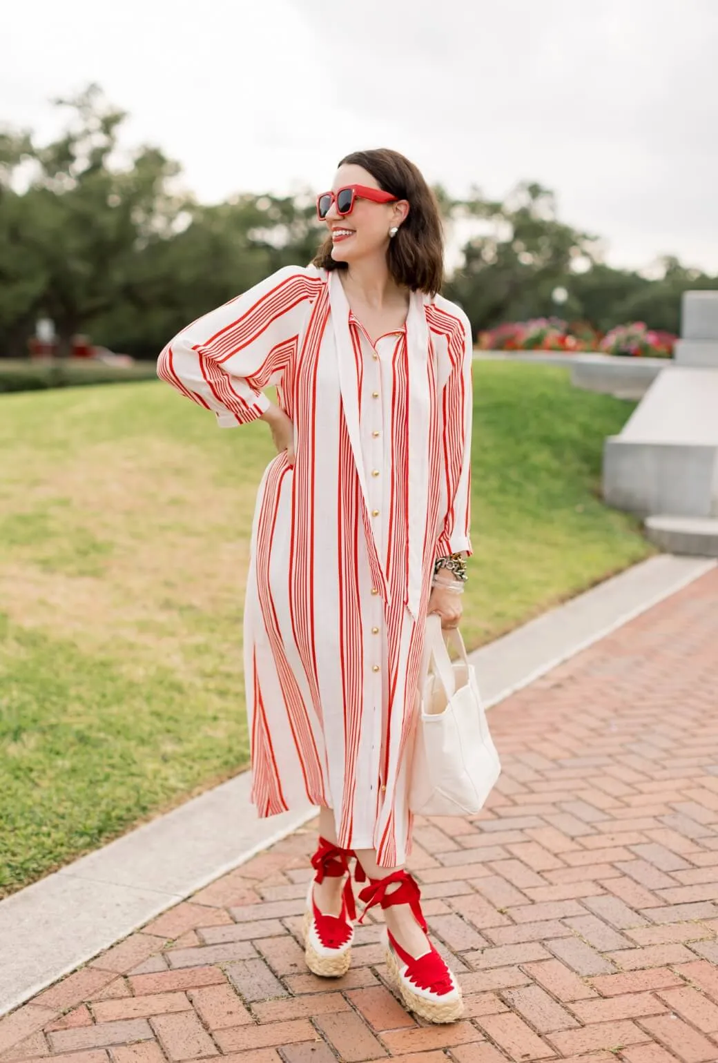 Buru x Val Bow Housecoat - Red & White Stripe dressy mode