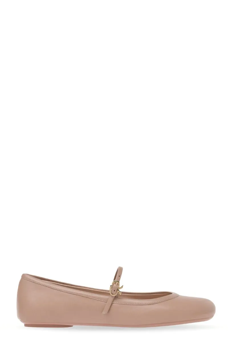Carla Nappa Flat comfort experience