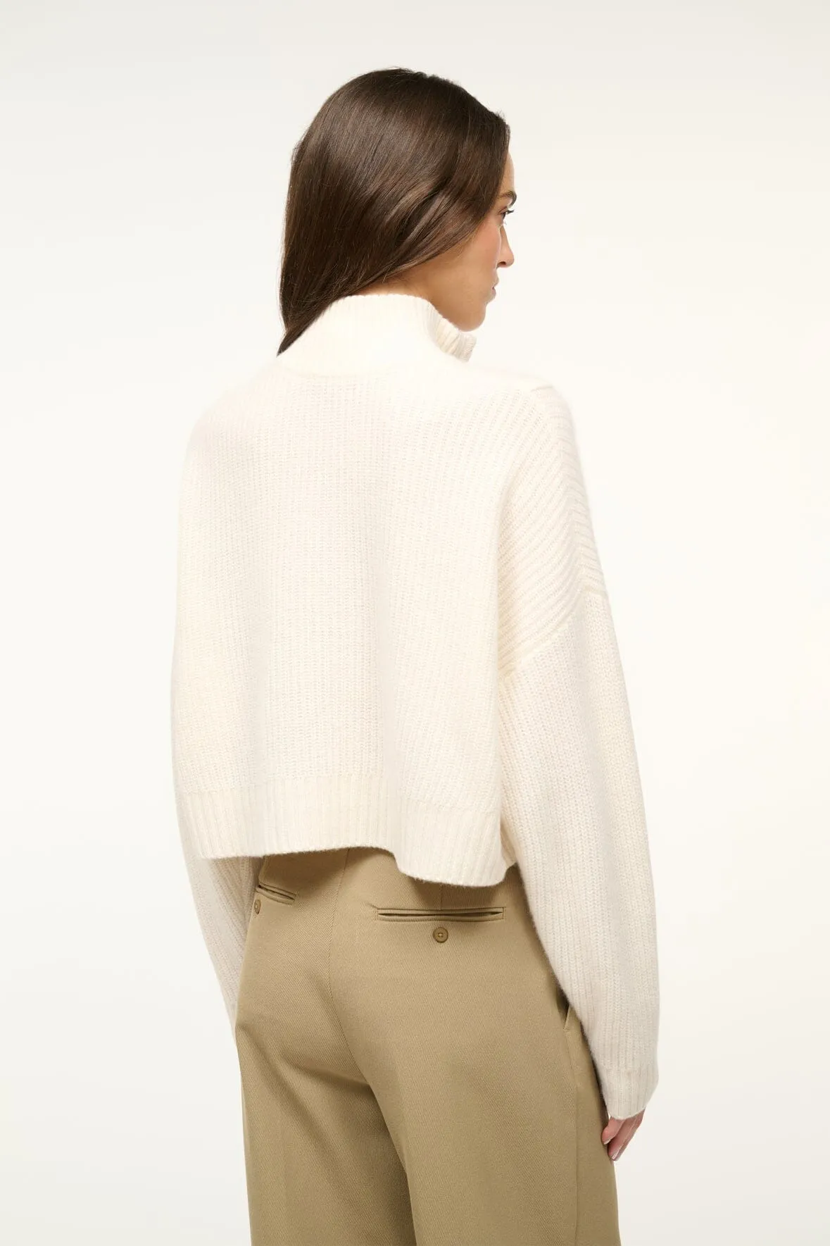 CASHMERE CROPPED HAMPTON SWEATER | IVORY Outdoor Chill