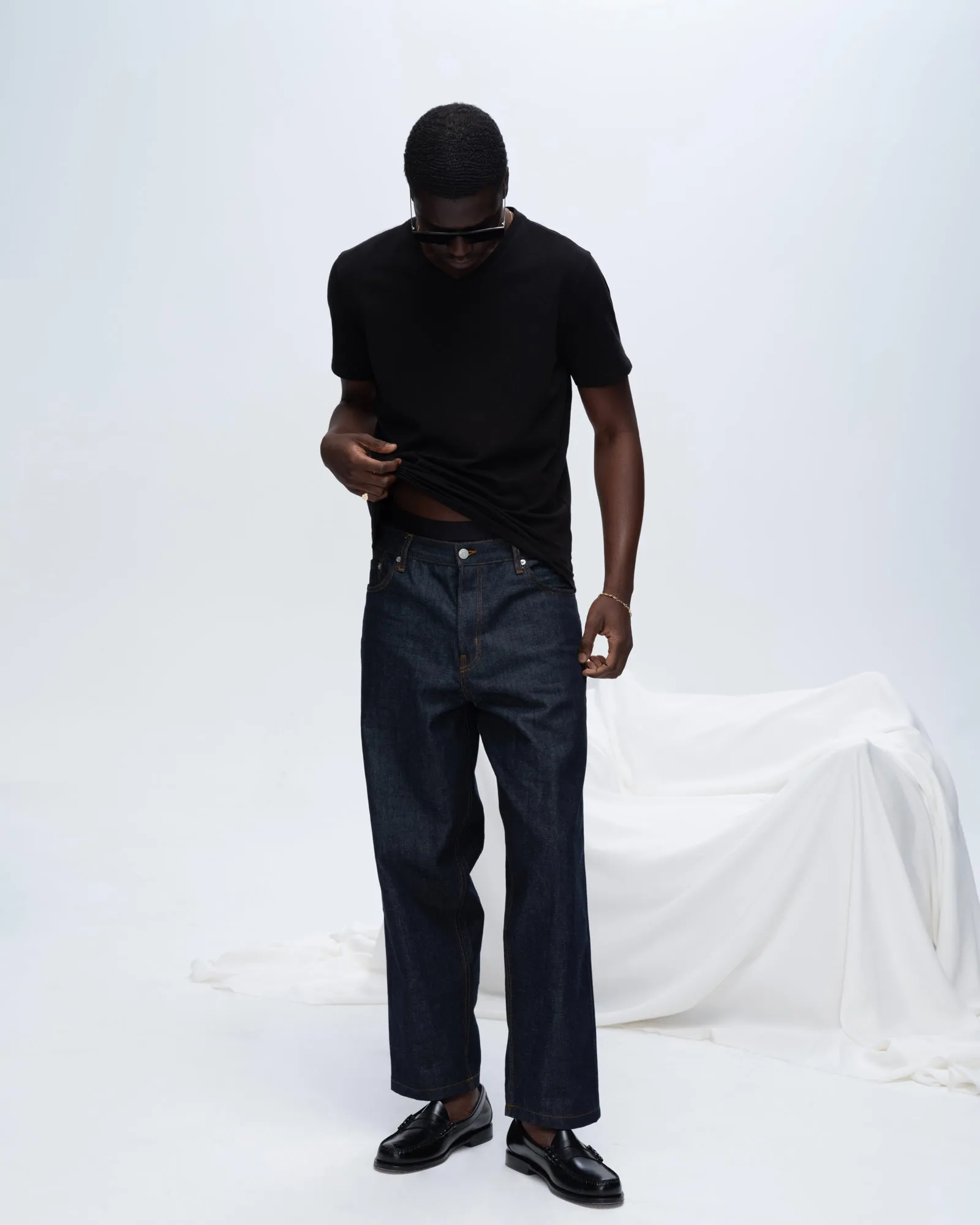 Classic Jersey V-Neck Tee - Black go-to pick