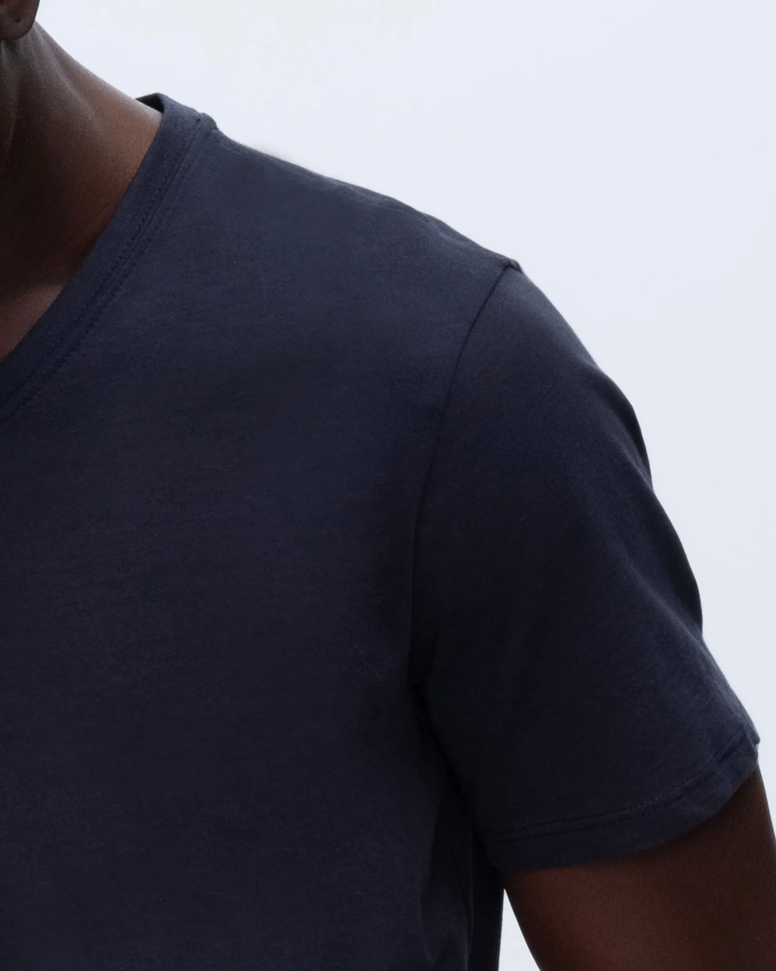 Classic Jersey V-Neck Tee - Midnight smooth feel