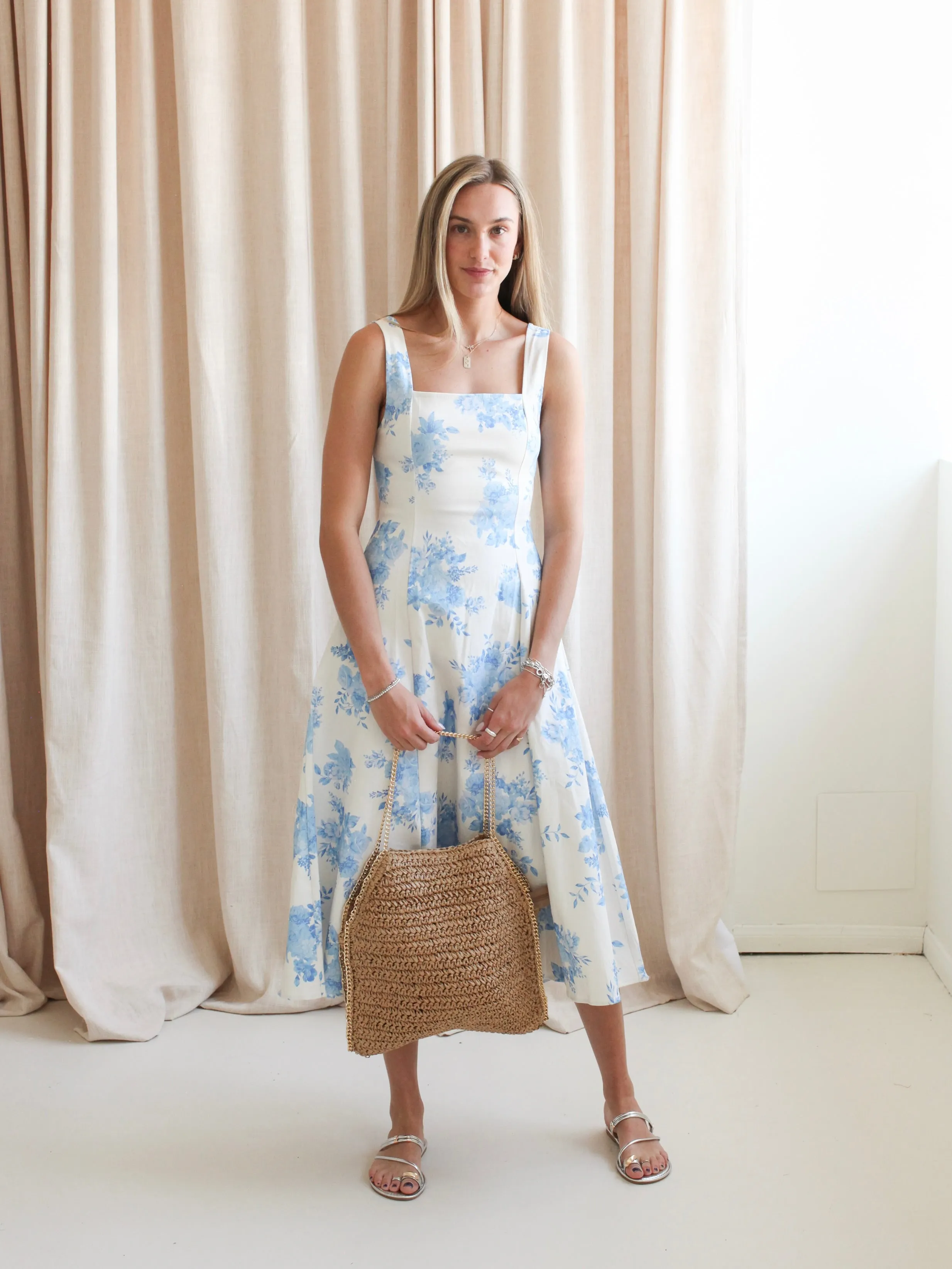 Collins Floral Midi Dress chic mood