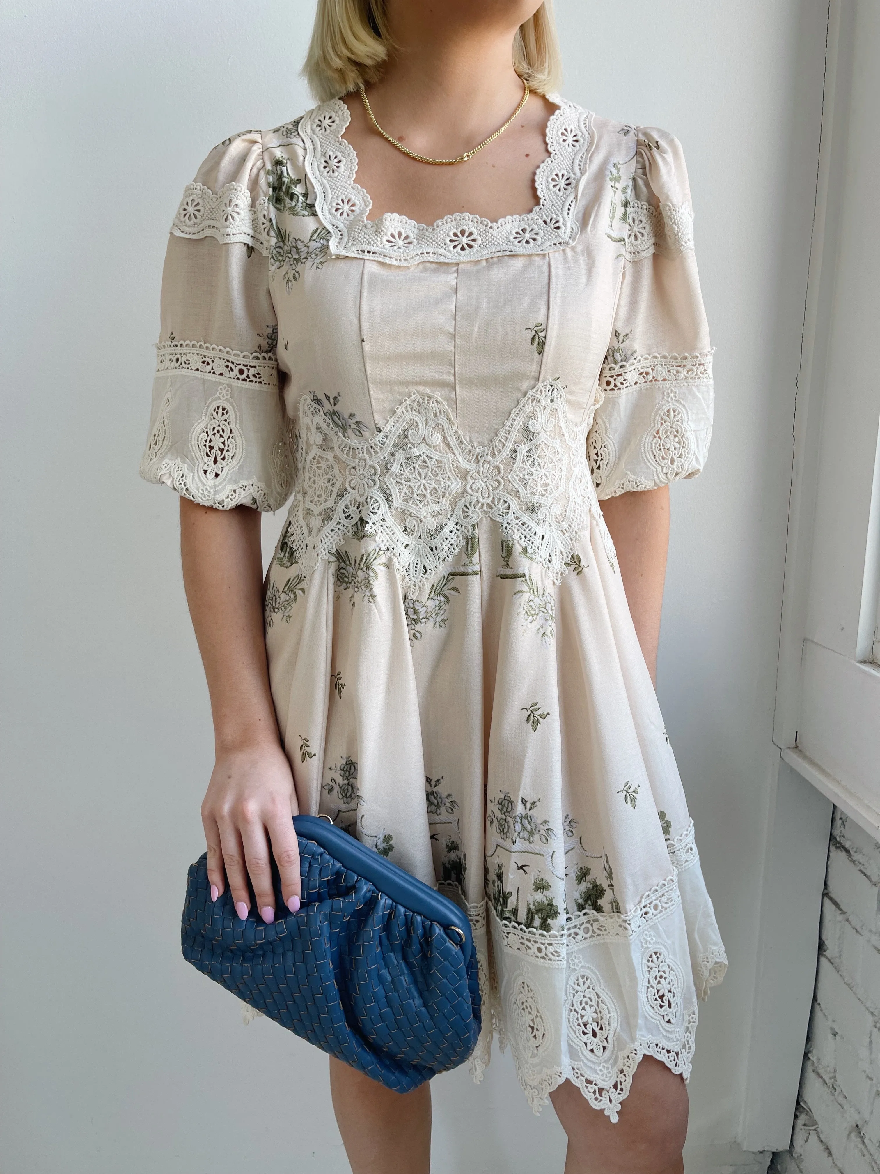 Cora Dress light elegance