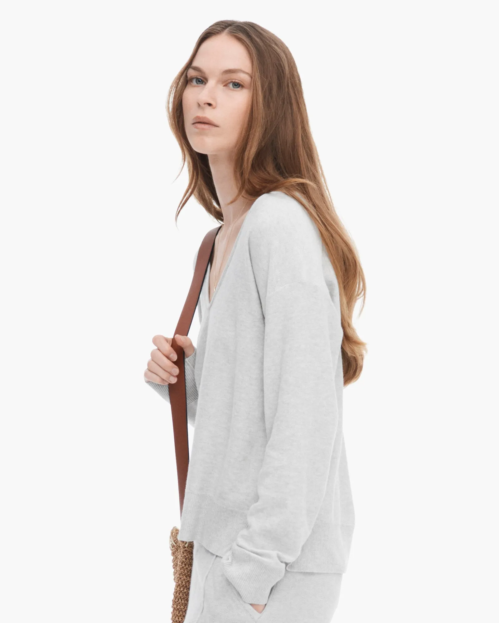 Cotton Cashmere Boxy V-Neck Sweater - H.Silver Layer Up