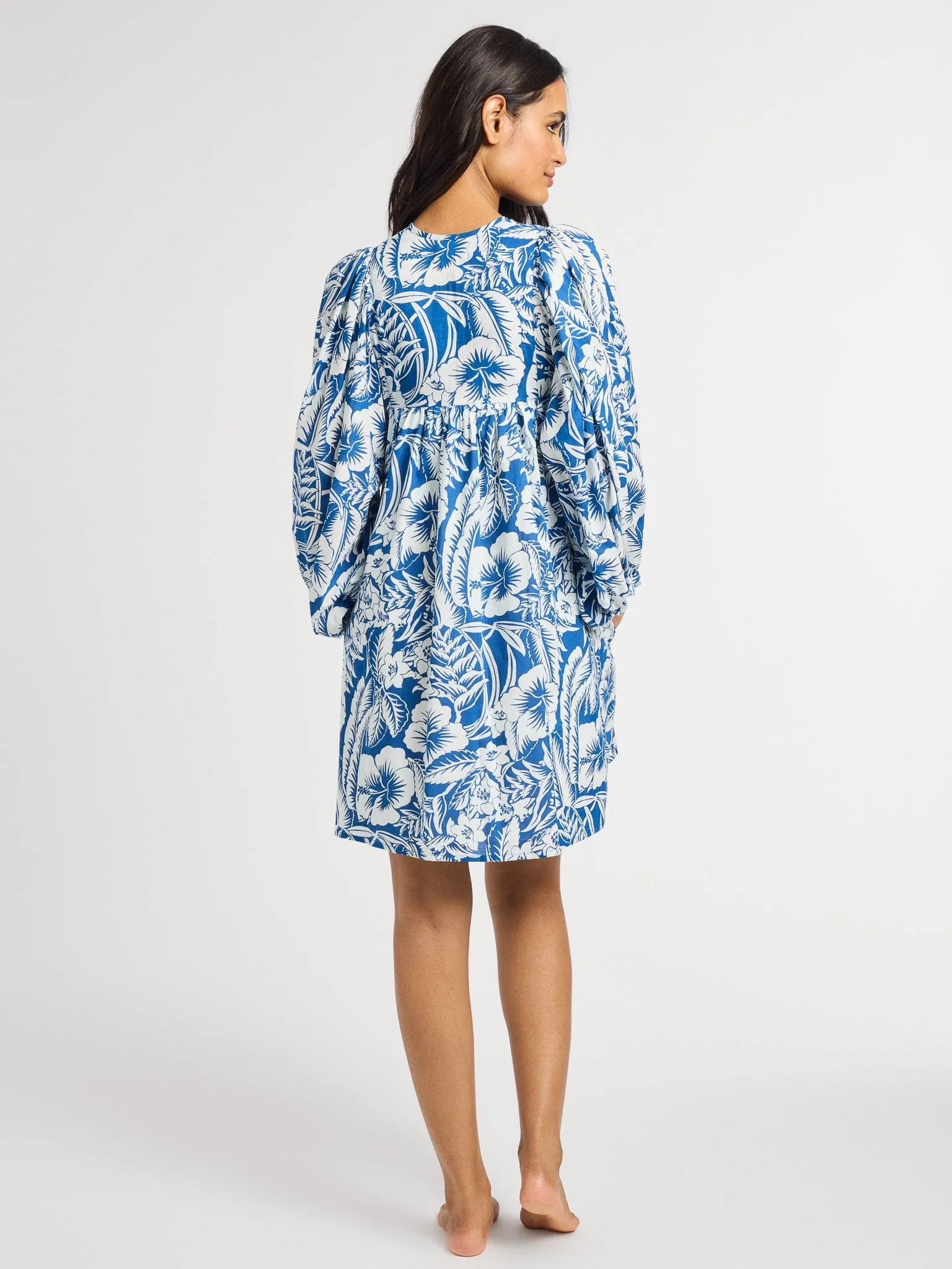 Daisy Dress in Blue Hibiscus skin friendly