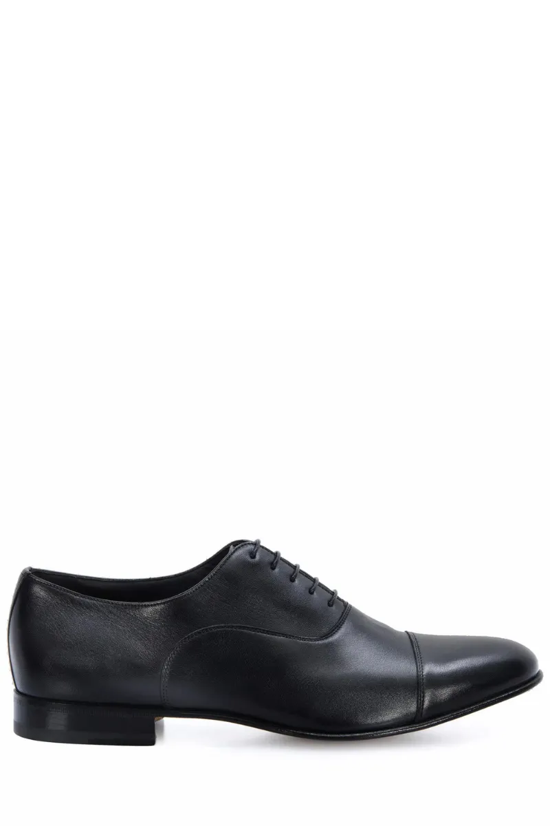 Darian Oxford Shoes trendy elements