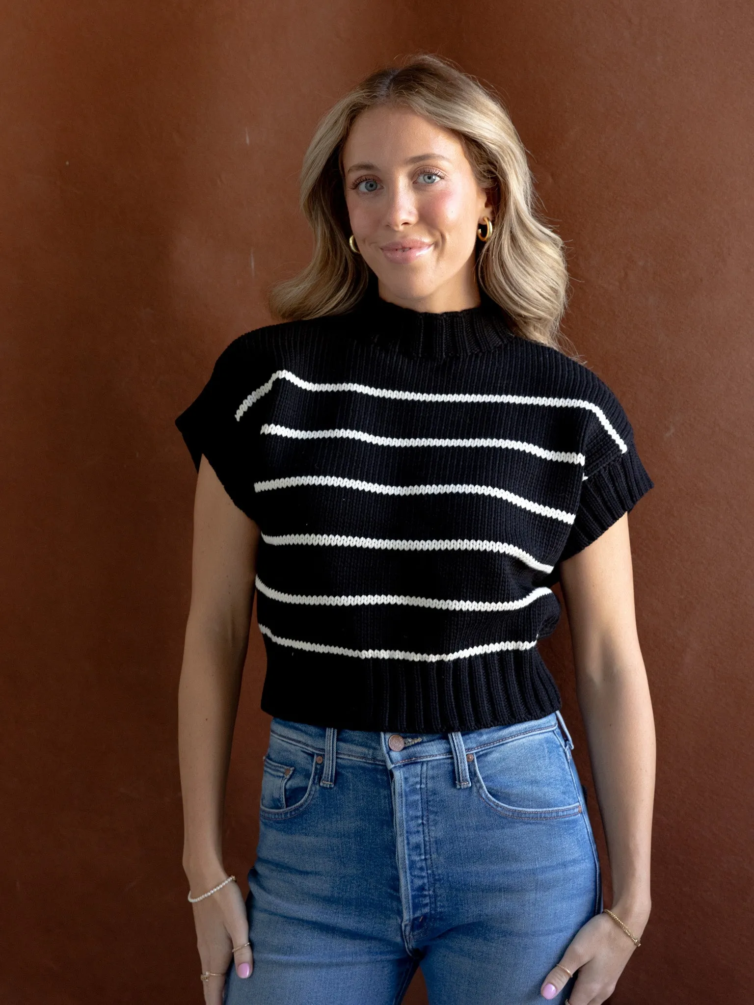 Dolman Short Sleeve Sweater Touch Light