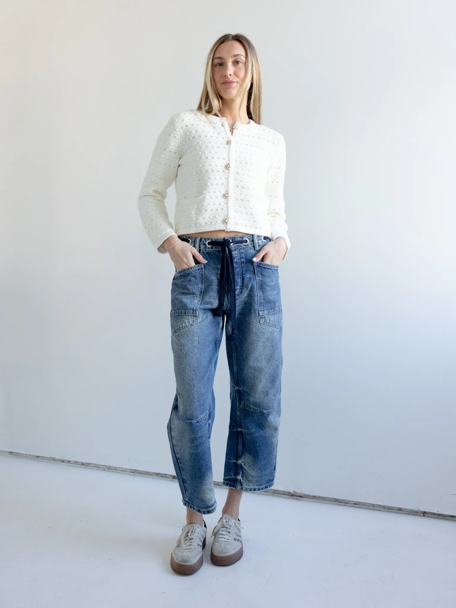 Drawstring Barrel Jeans flexible wear