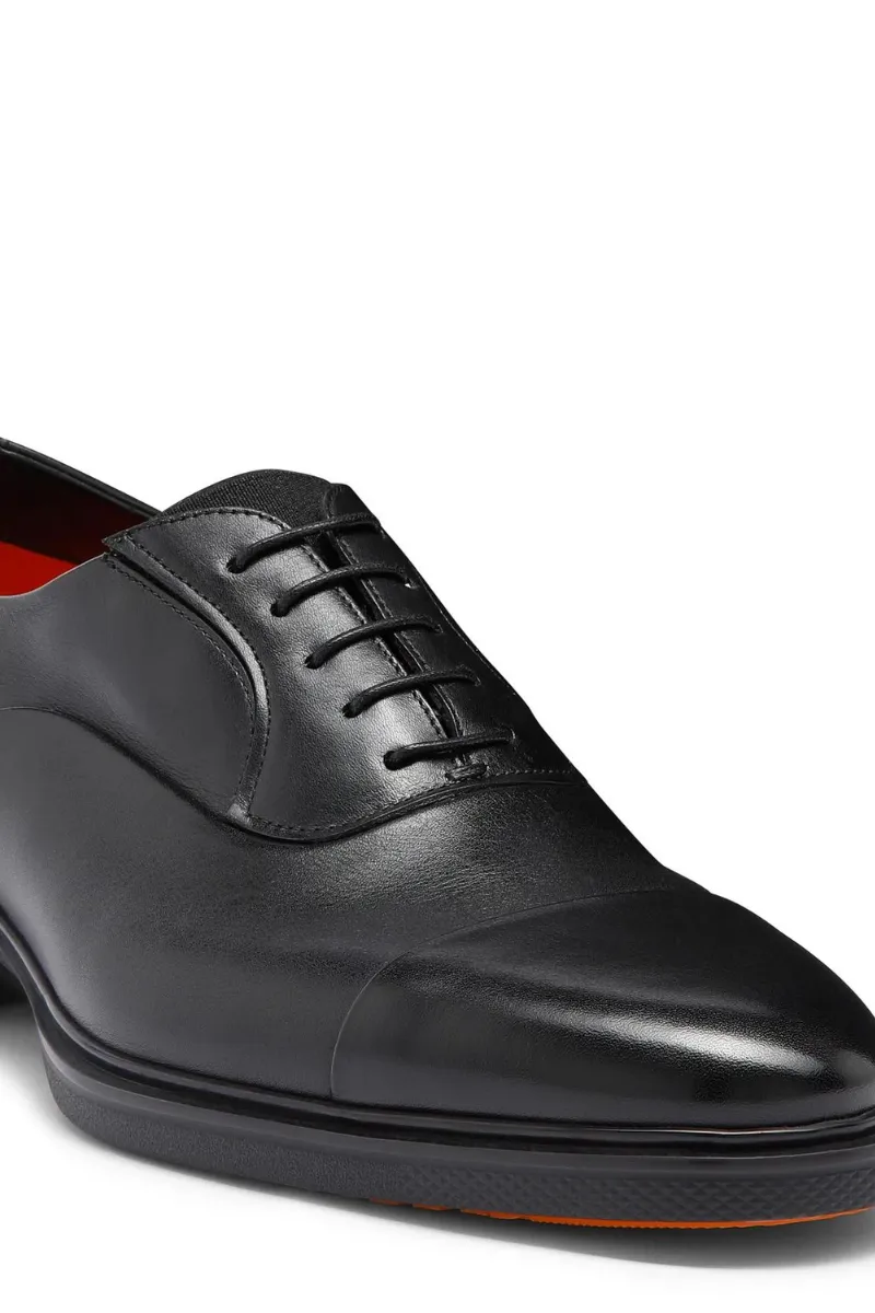 Easy Lace-Up Shoe simple design