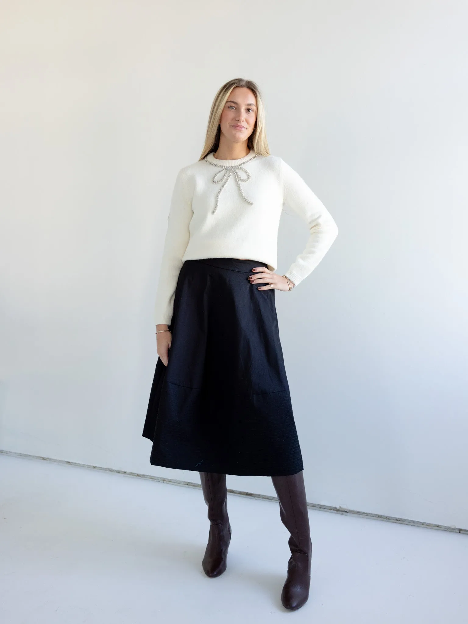 Eloise Bow Sweater Street Poise