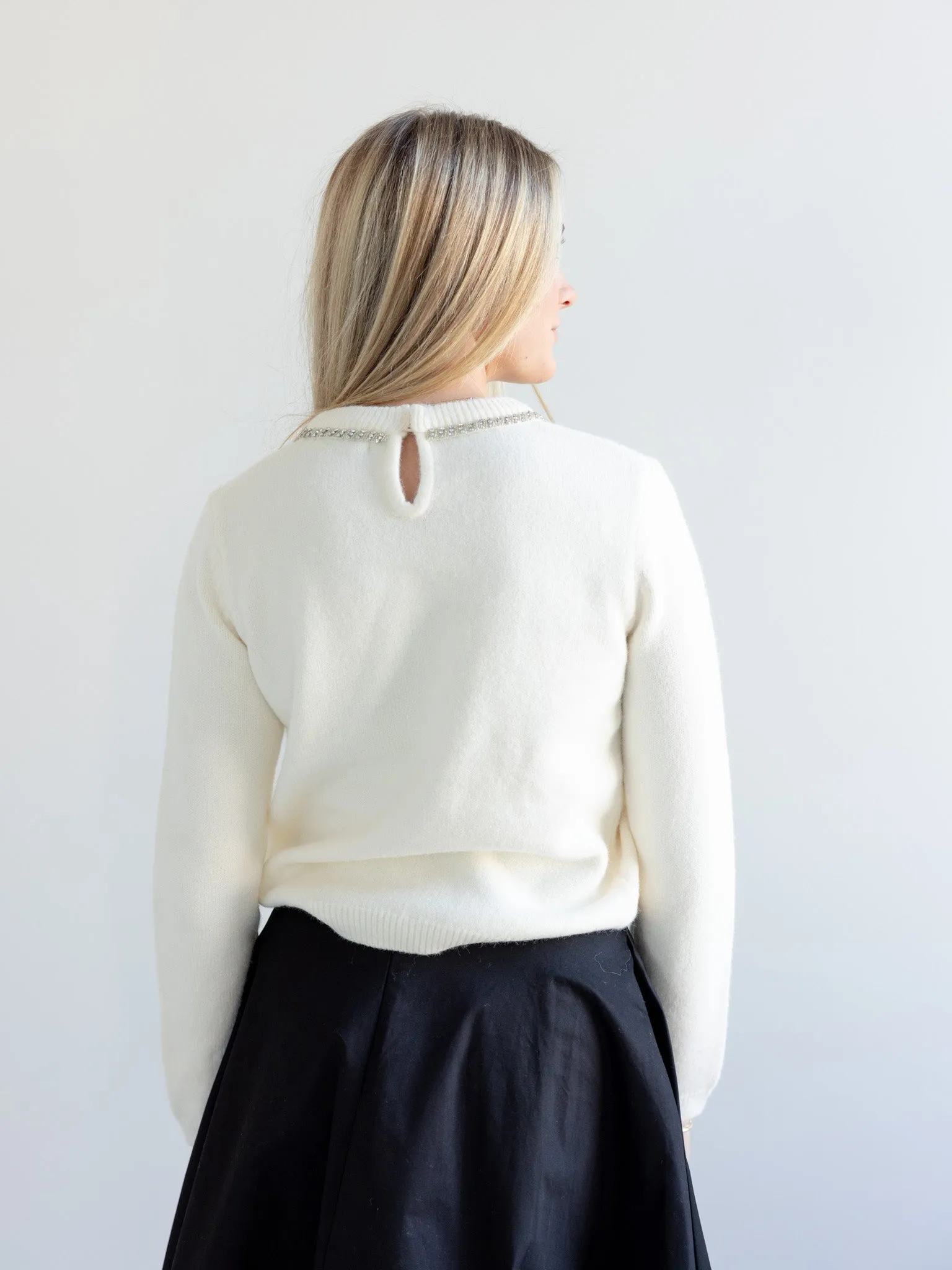 Eloise Bow Sweater Relax Time