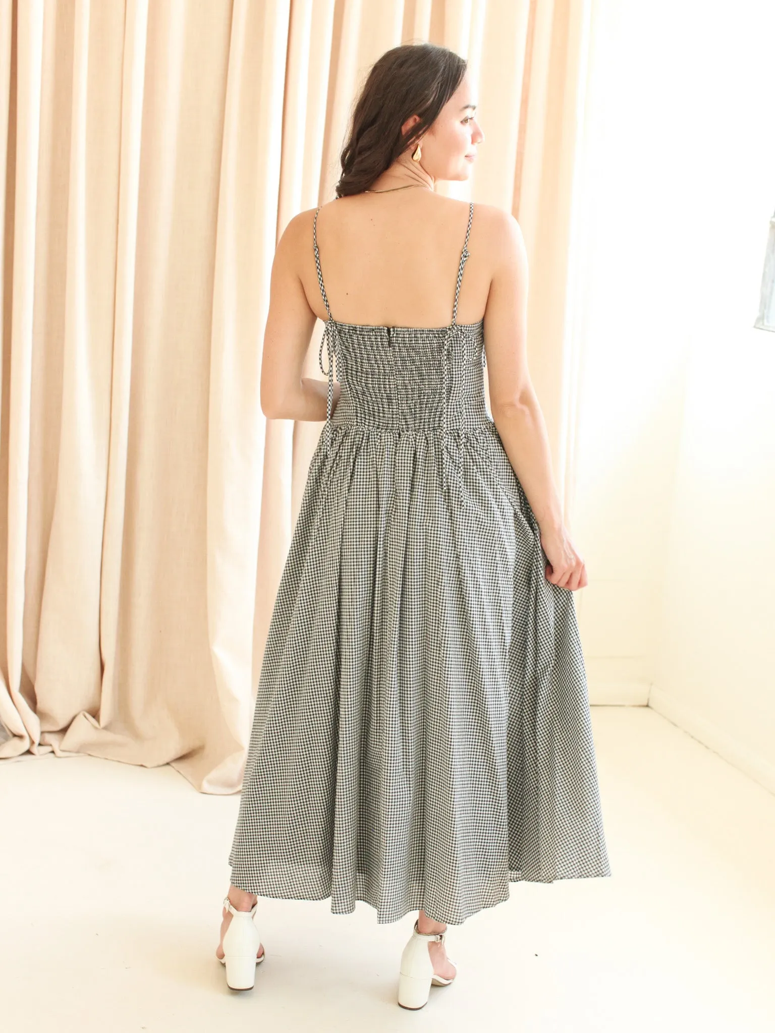 Emery Gingham Midi Dress - Navy glowy tone