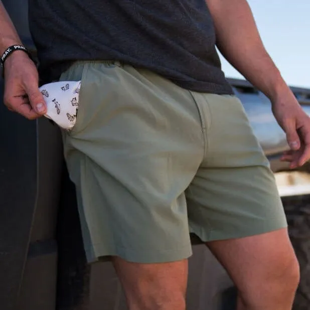 Everyday Short - Light Sage - Fish Toss Pocket breathable fabric