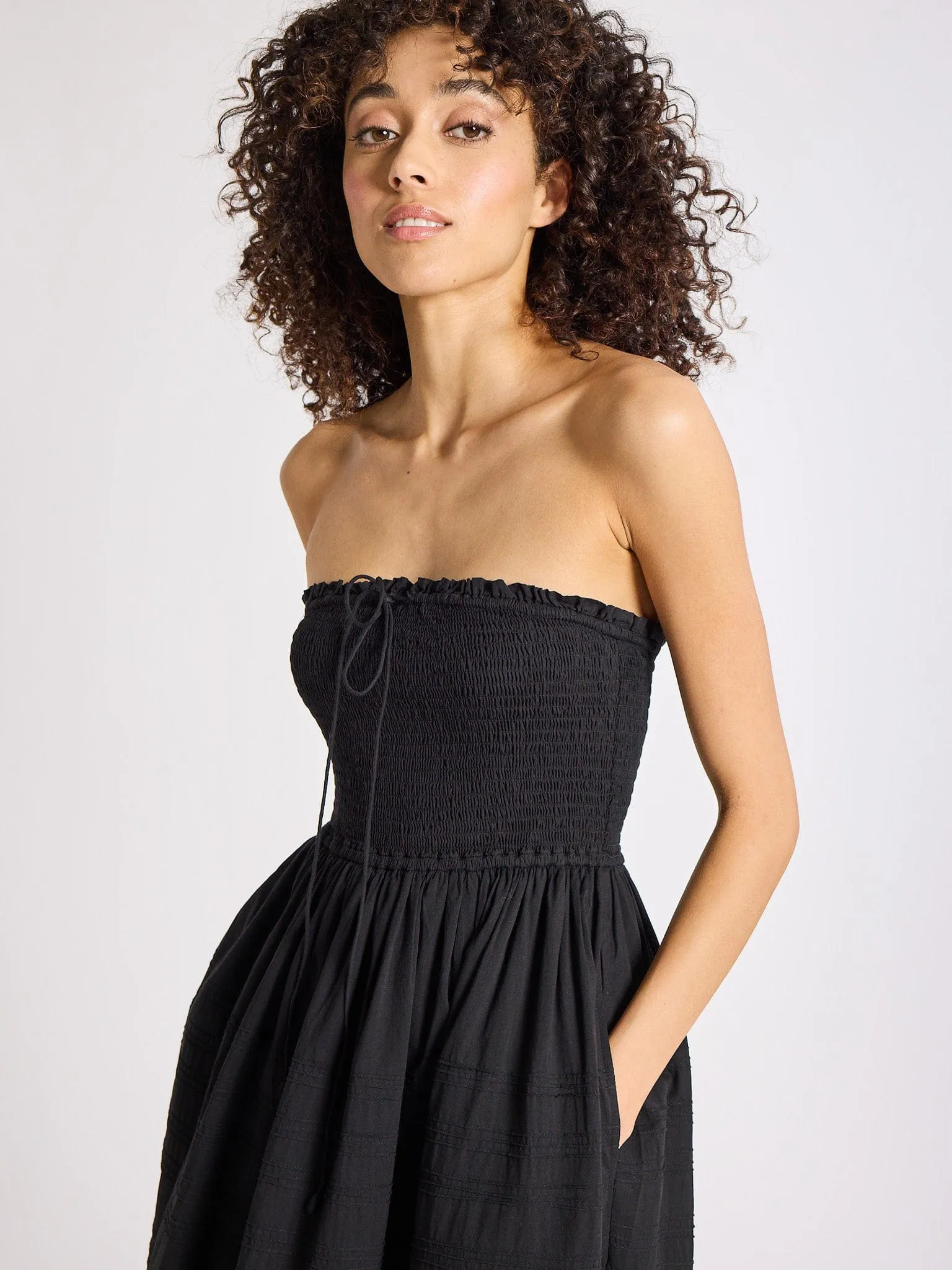 Florence Dress in Black feminine feel