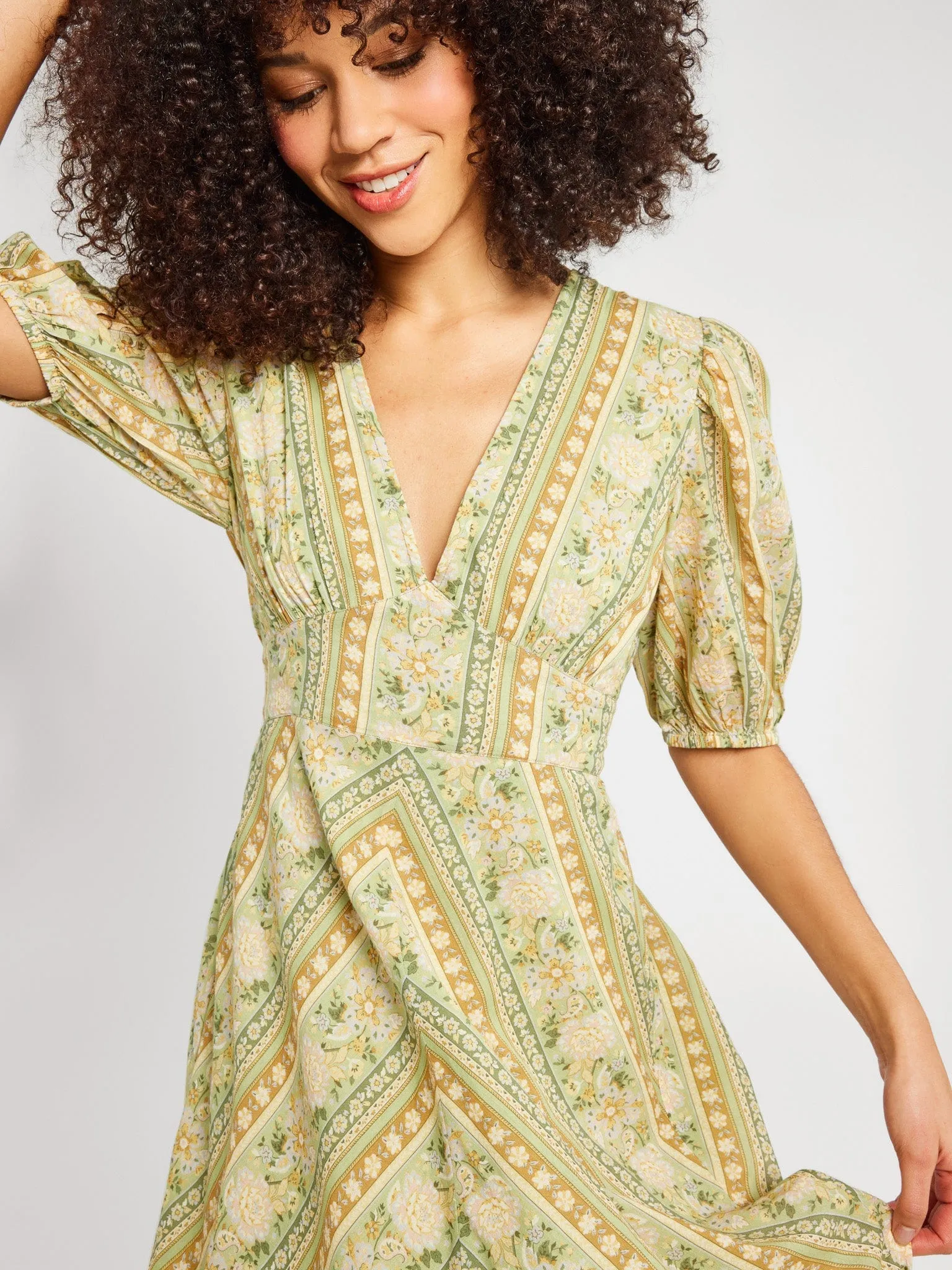 Florencia Dress in Cotswold Stripe lifestyle look