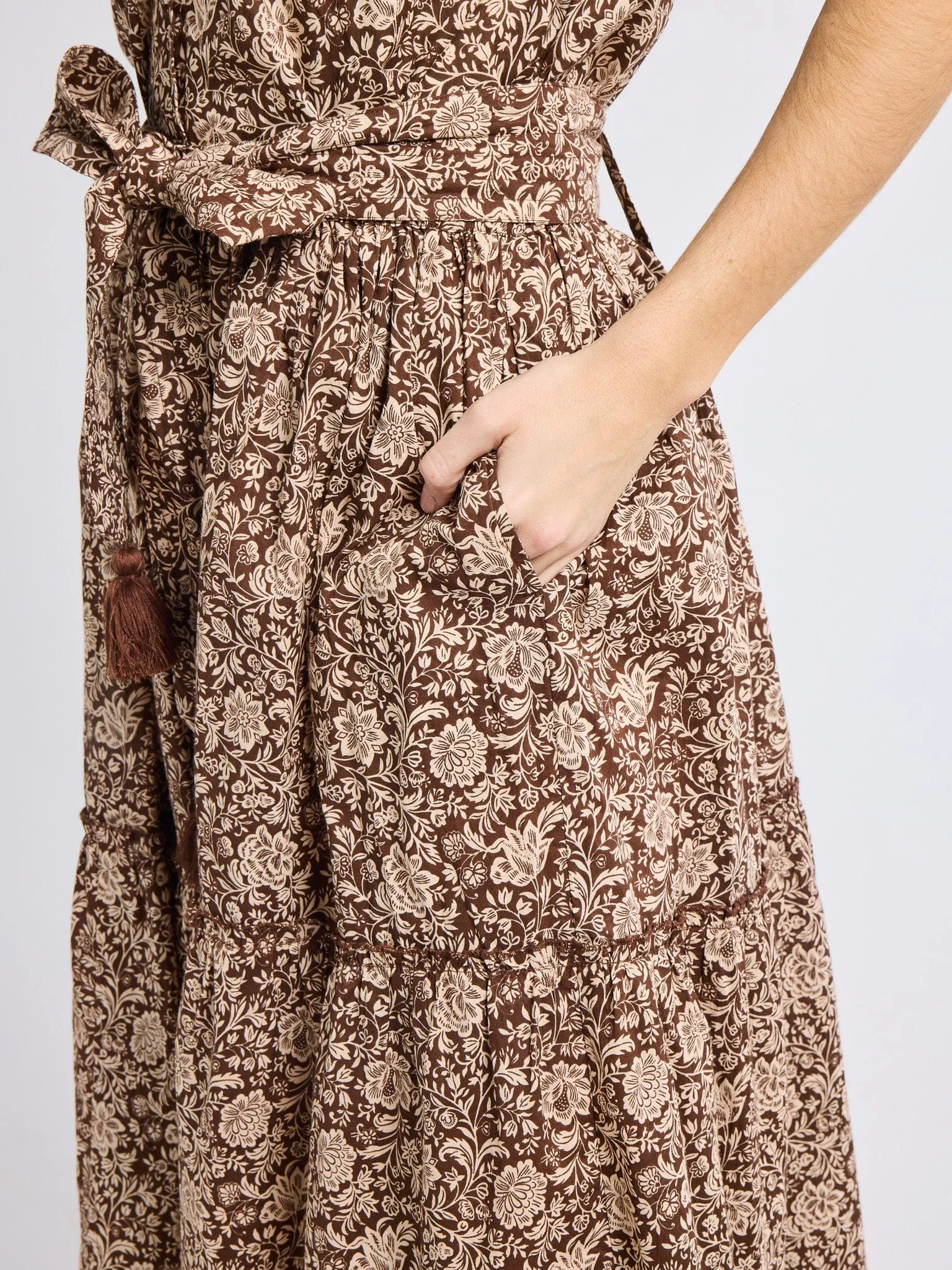 Francoise Skirt in Cocoa Floral style mode