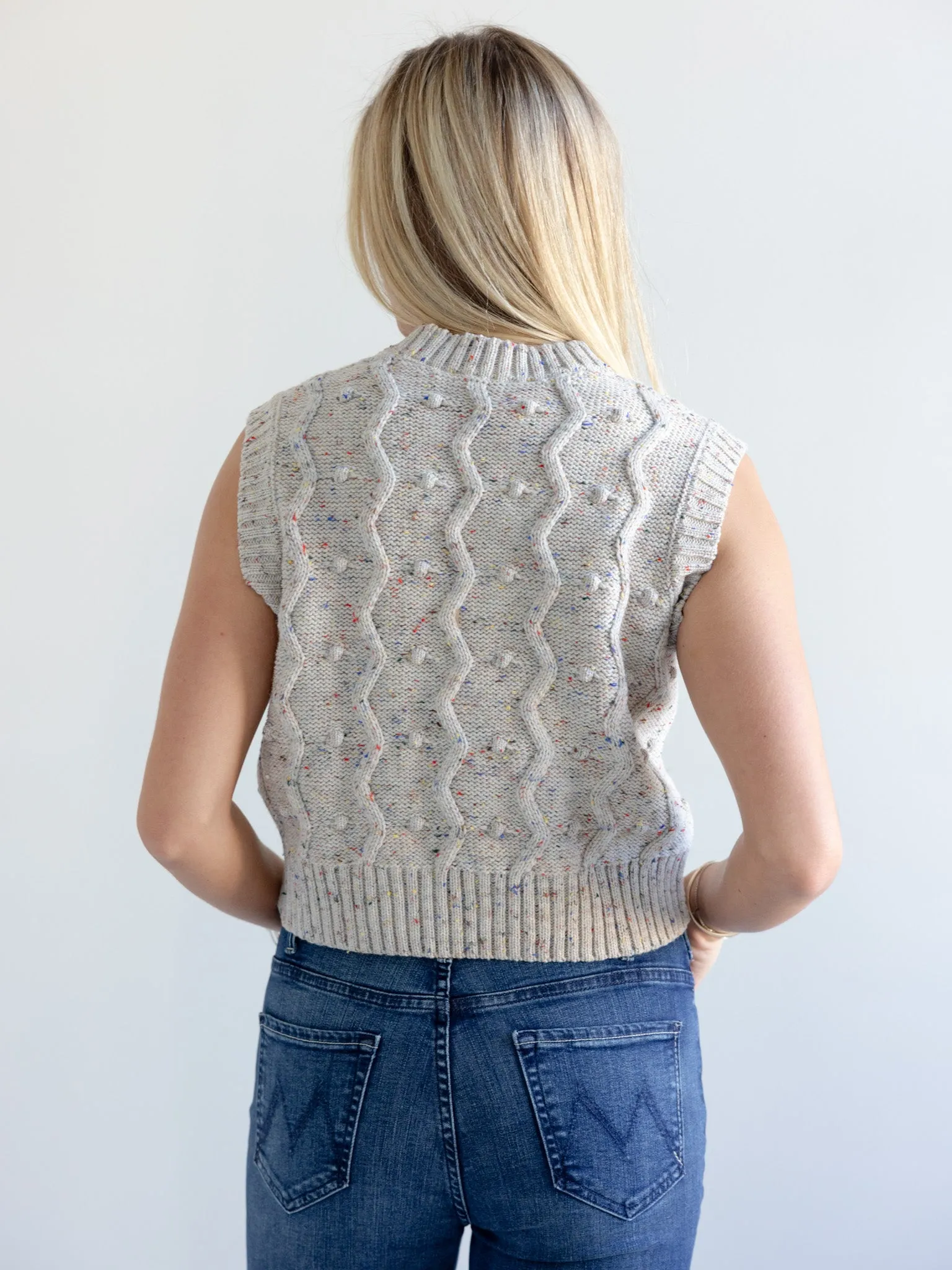 GiGi Bubble Vest in Natural Speckle Sleek Layer