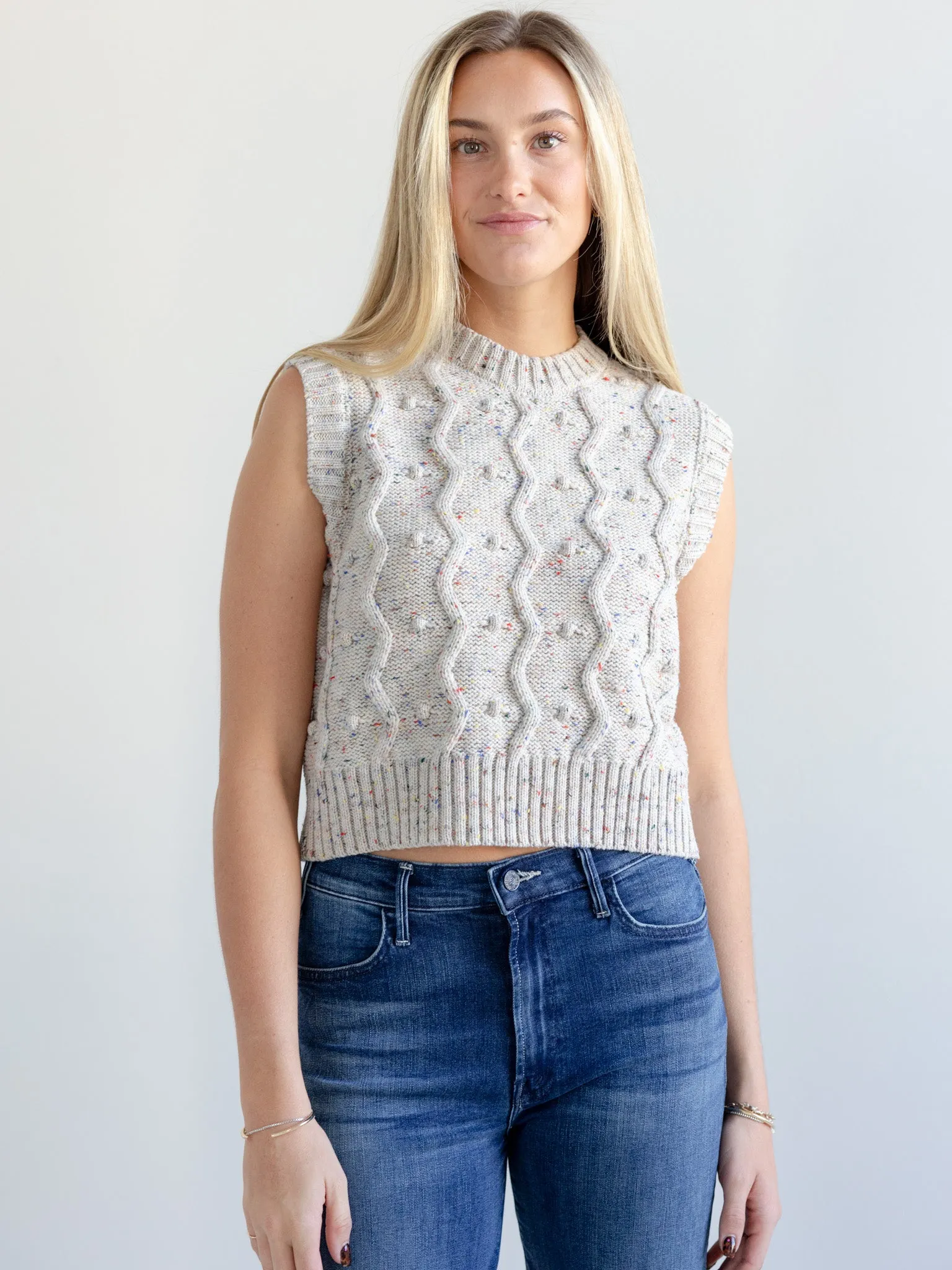 GiGi Bubble Vest in Natural Speckle Layered Mood