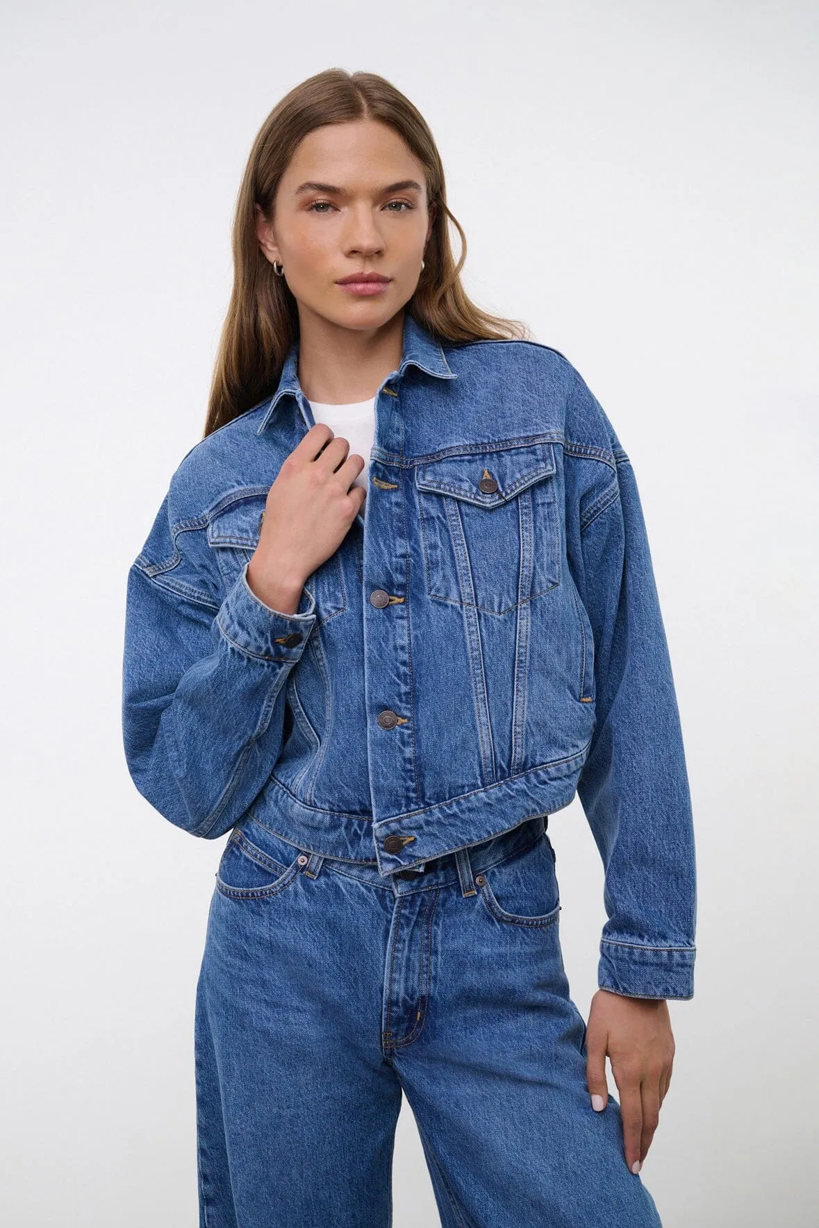 GLEN DENIM JACKET | VINTAGE WASH hidden shape