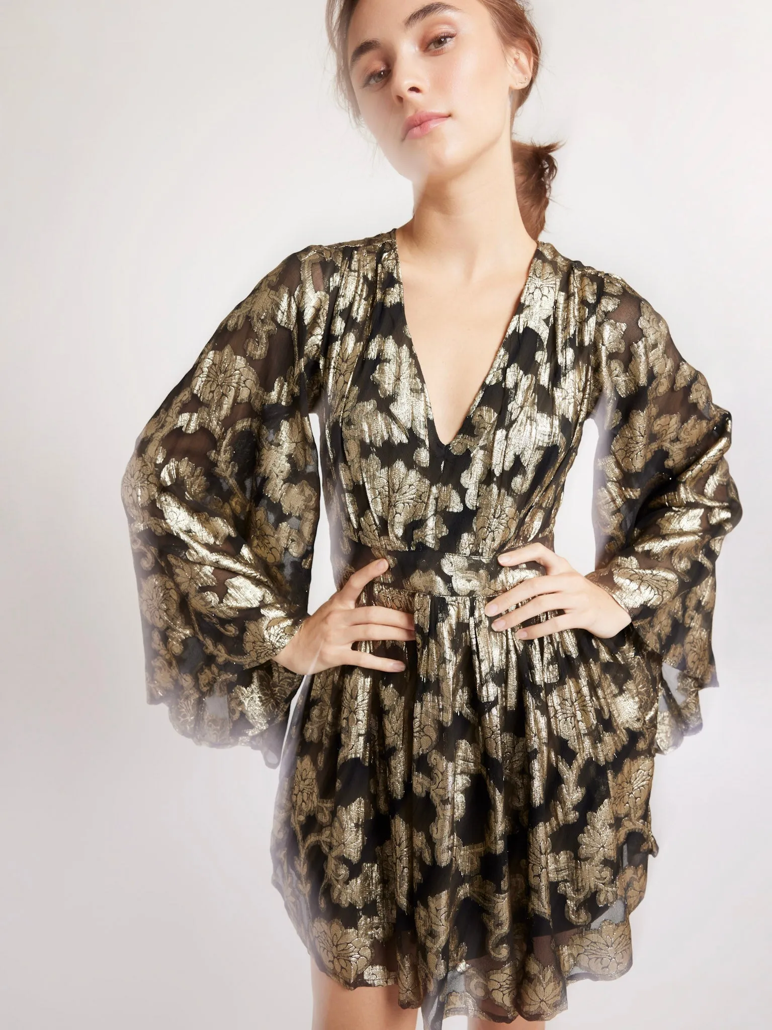 Goldie Dress in Metallic Jacquard fresh comfort