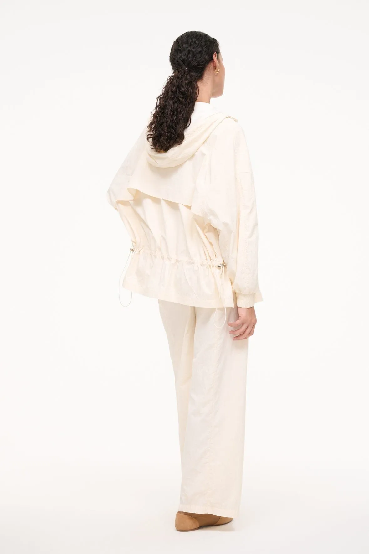 GONDOLA JACKET | IVORY night scene