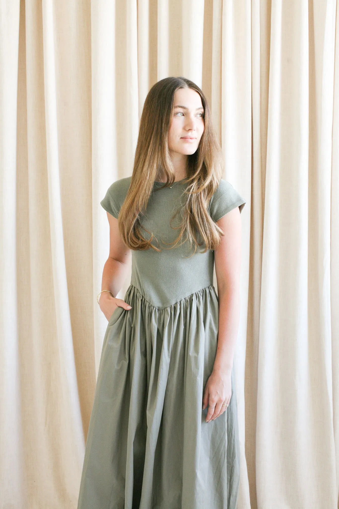 Hannah Poplin Midi Dress graceful touch