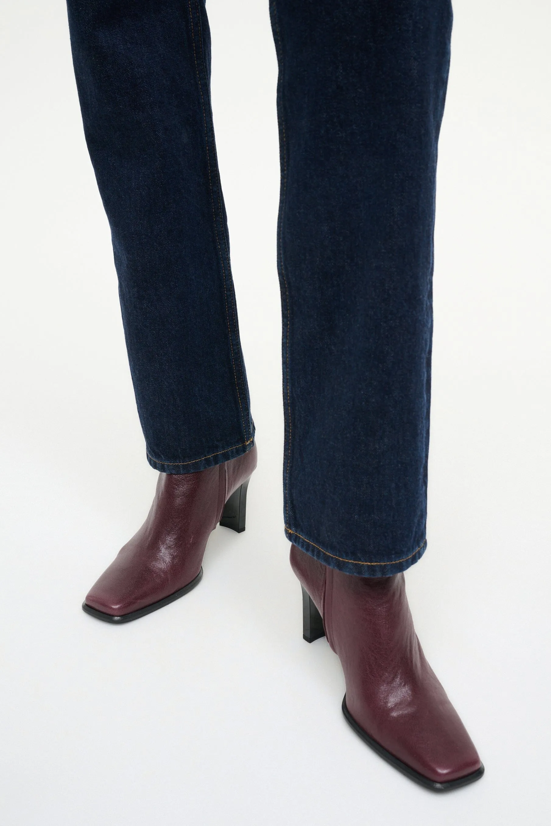 HENDRIX ANKLE BOOT | SYRAH Trend elements