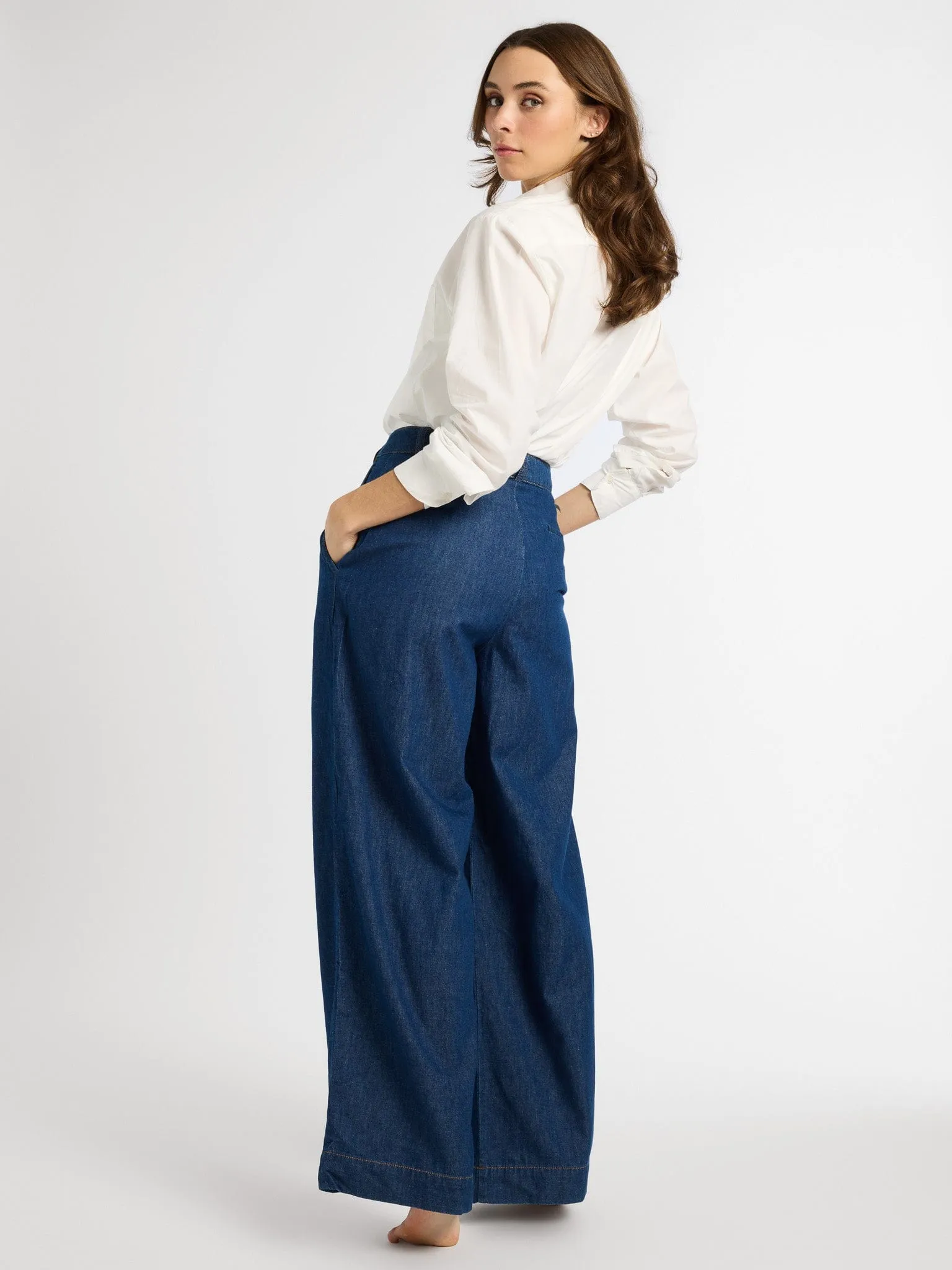 Hepburn Pant in Greenwich relaxation wear