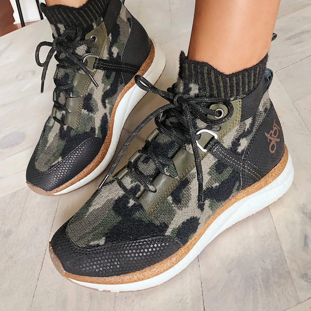 HYBRID in PINE High Top Sneakers anti slip texture