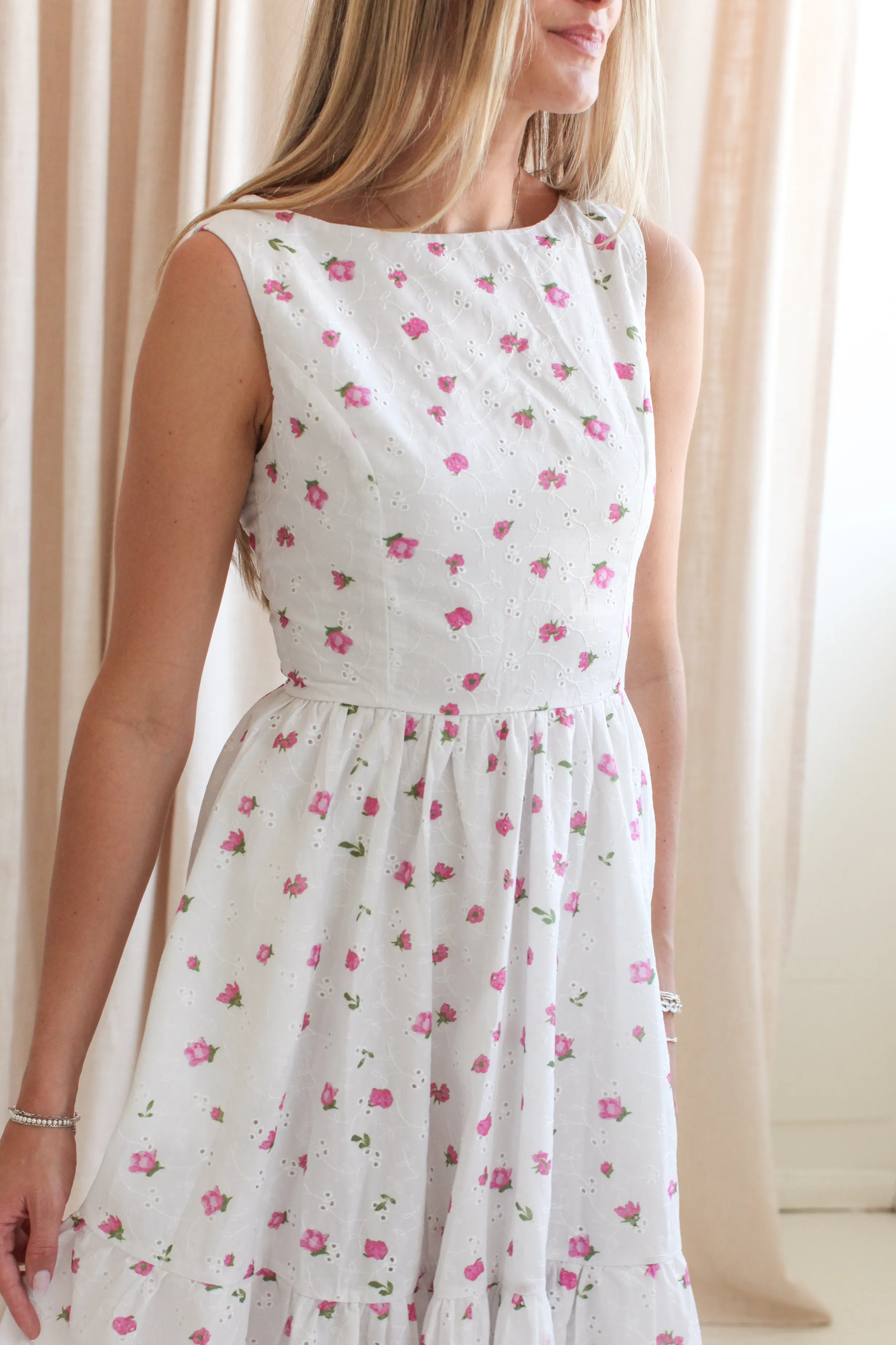 Isla Eyelet Midi Dress dressy mode