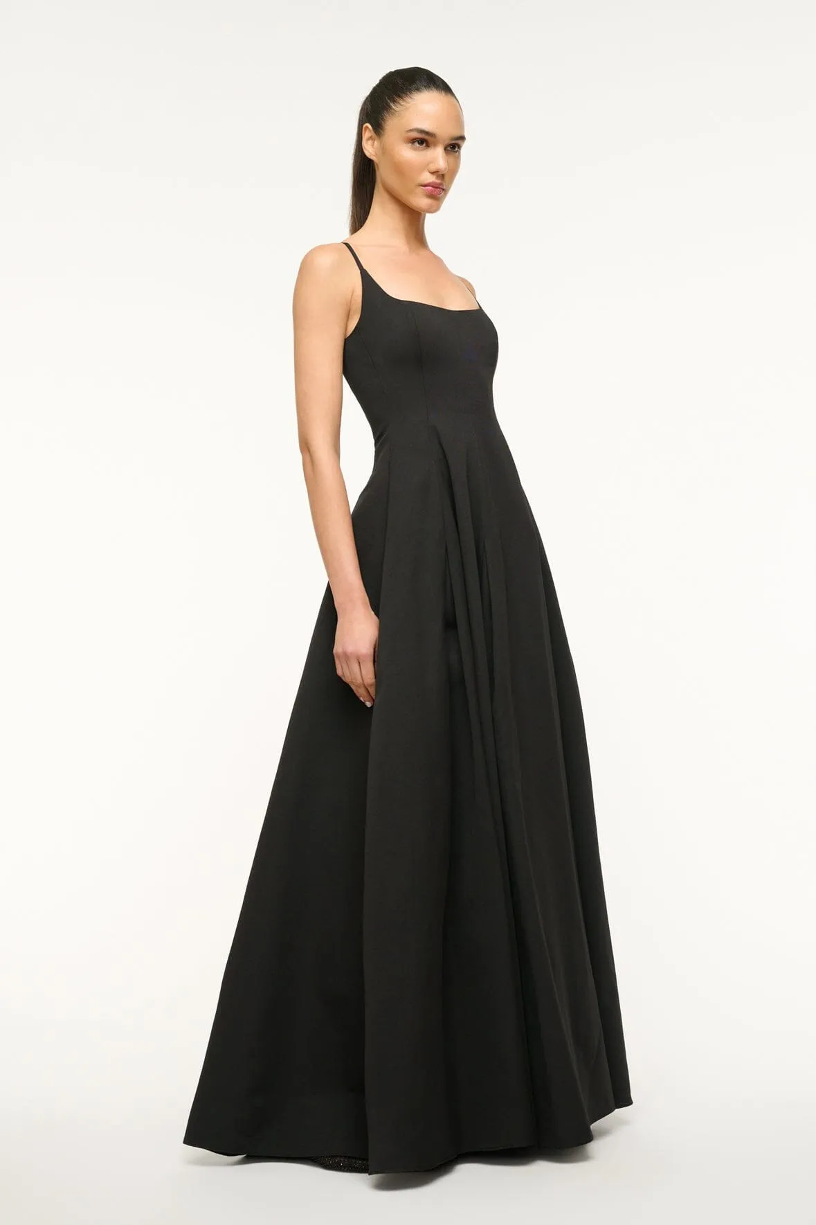 JOY MAXI DRESS | BLACK airy comfort